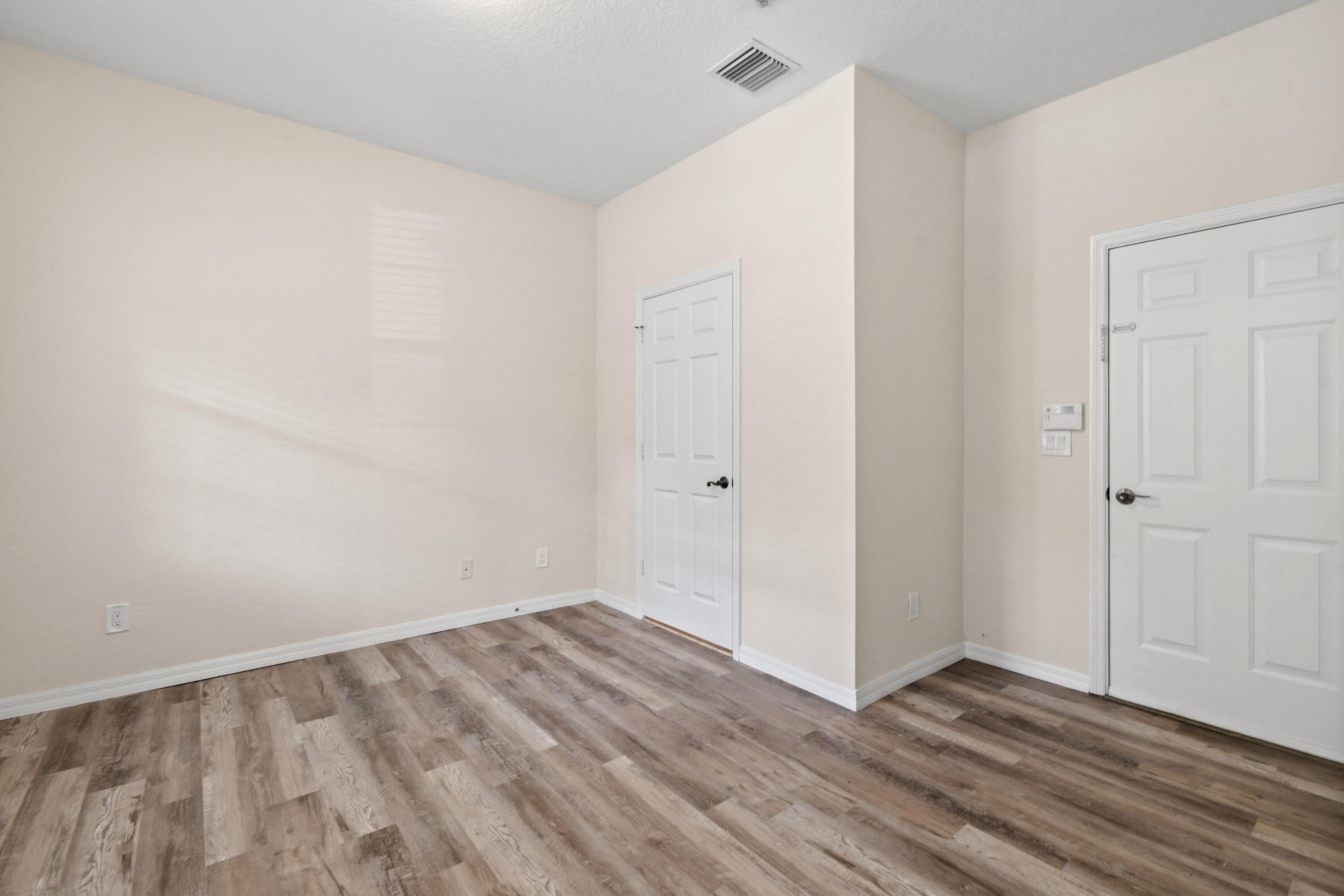 265 Indian Creek Parkway 106