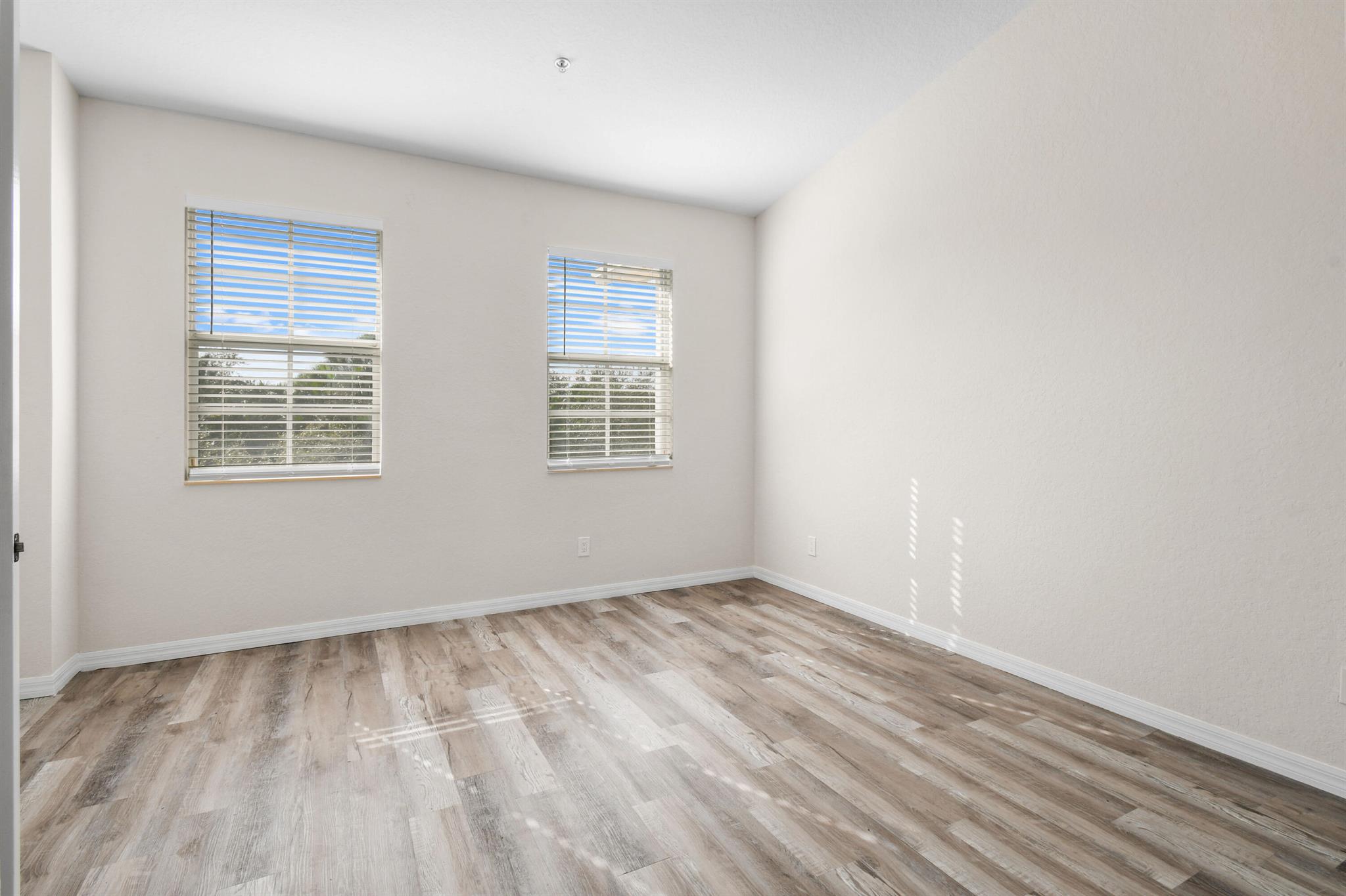 265 Indian Creek Parkway 106