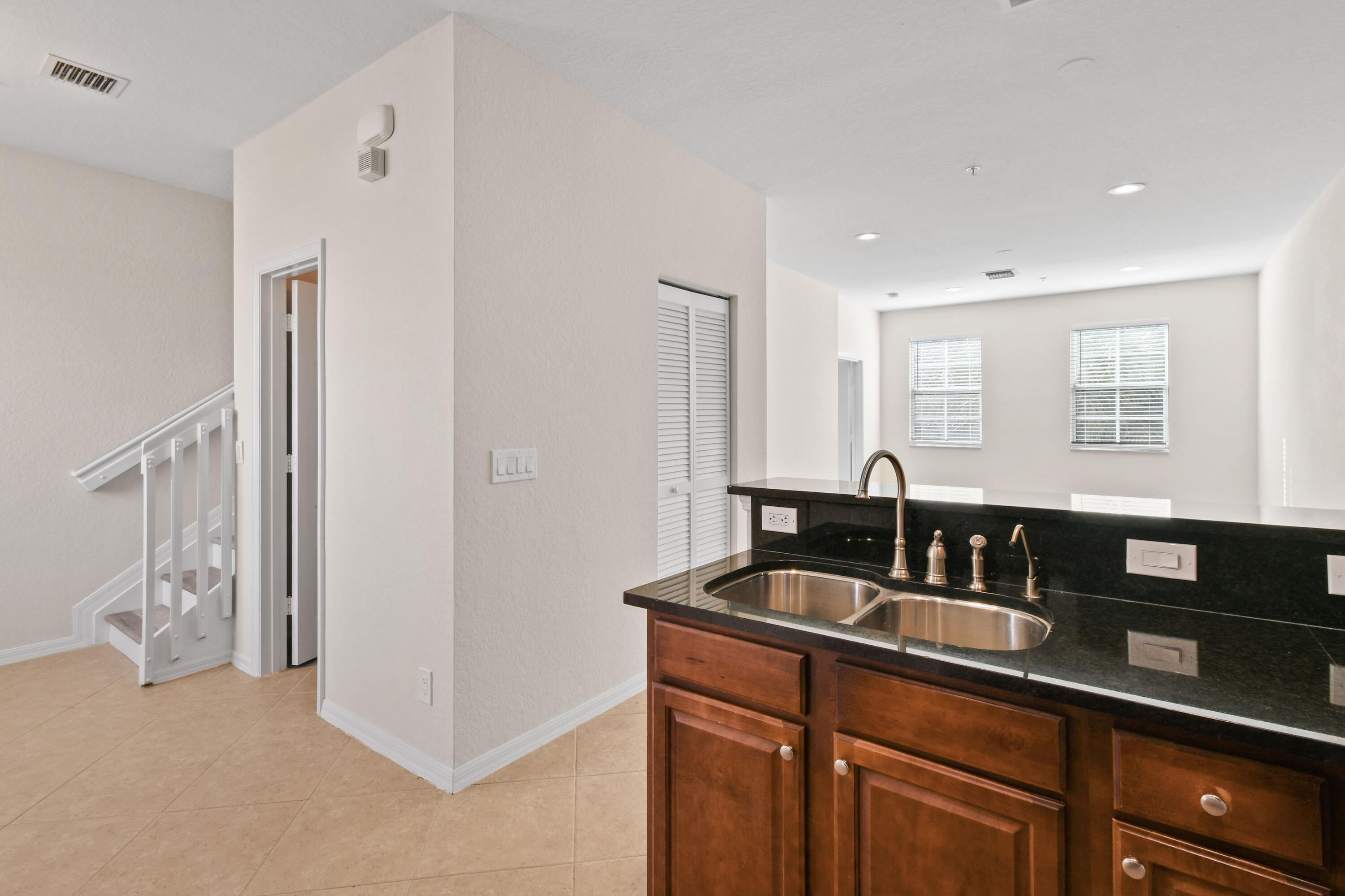 265 Indian Creek Parkway 106