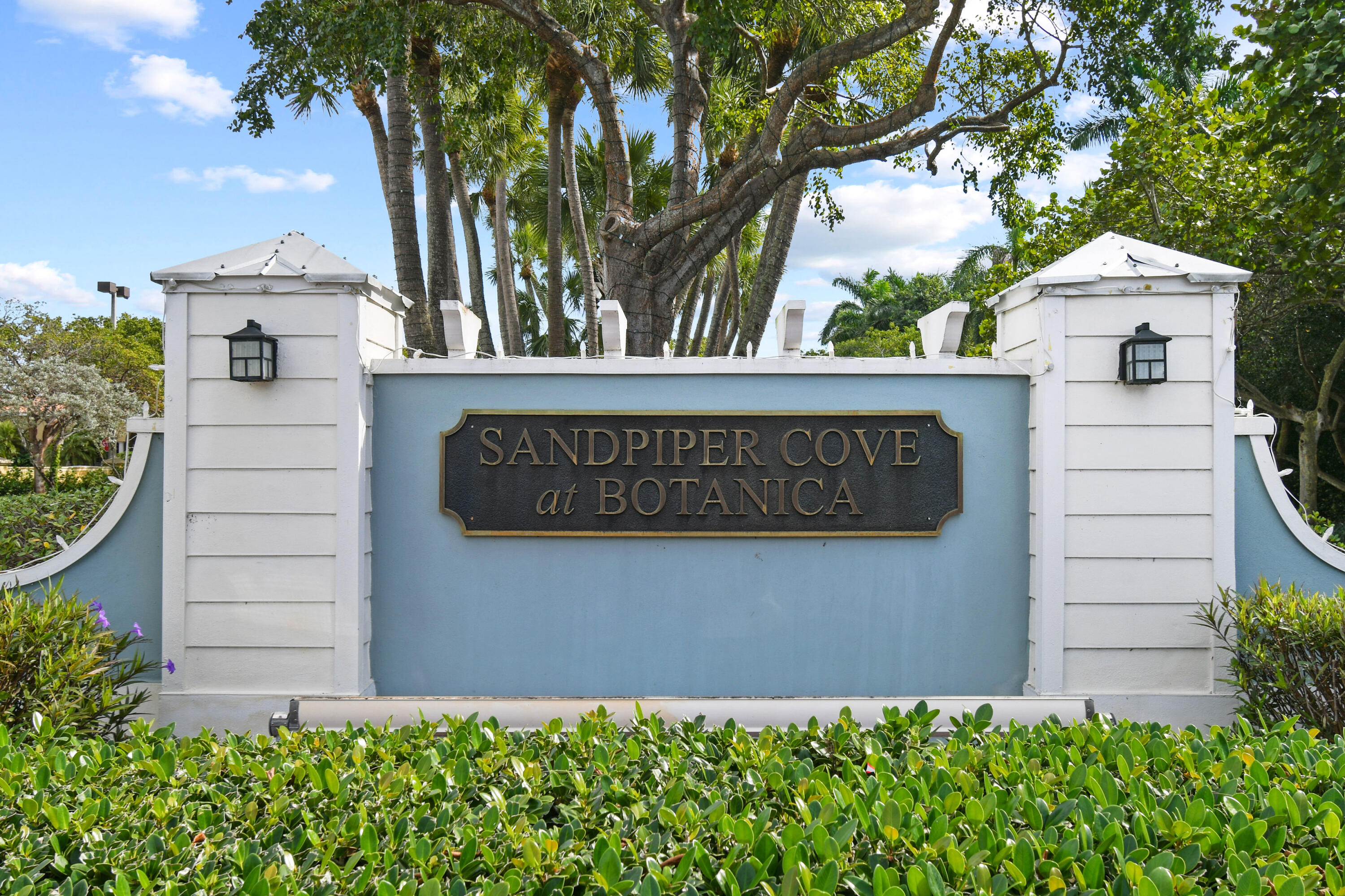 265 Indian Creek Parkway 106