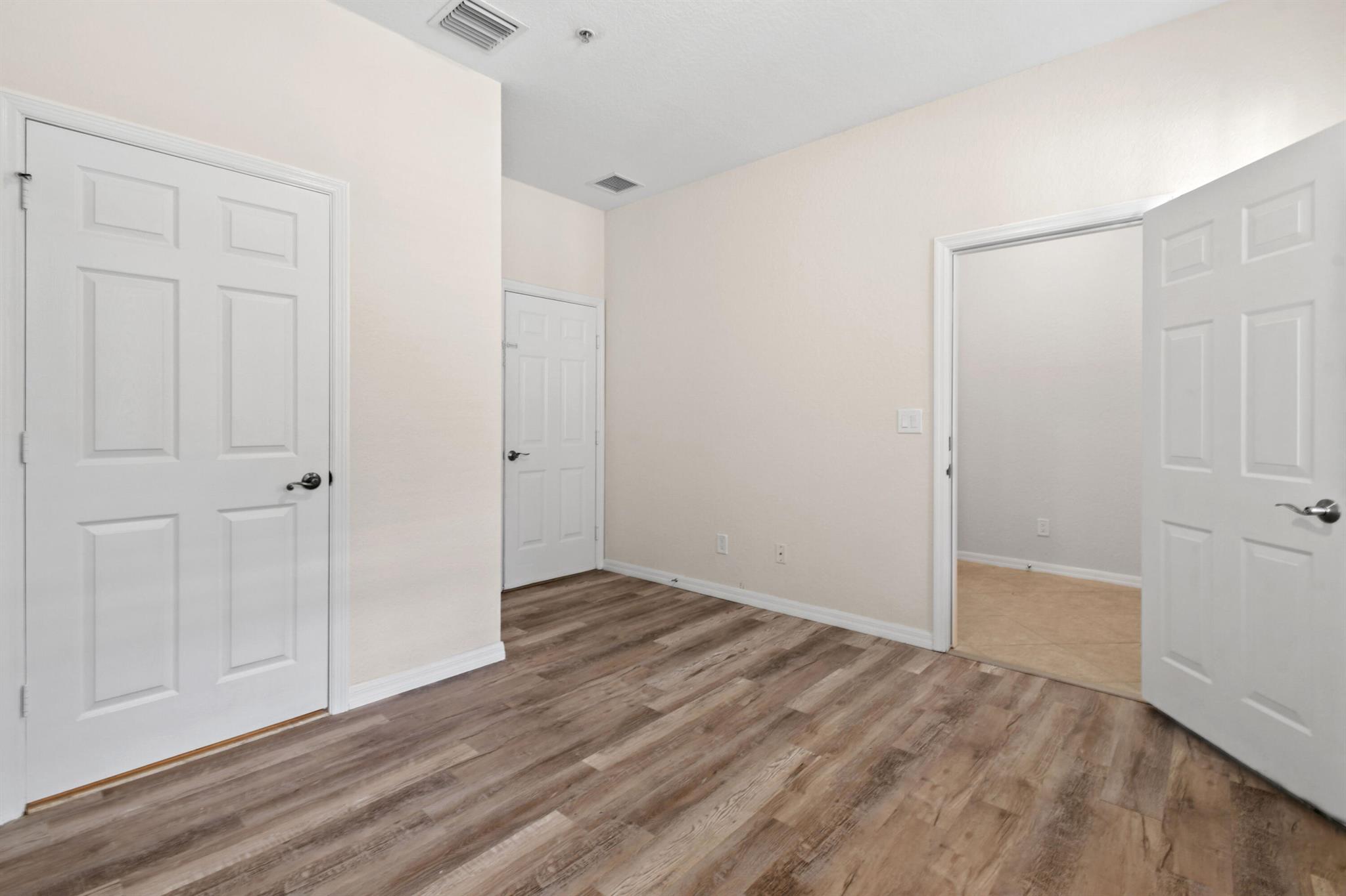 265 Indian Creek Parkway 106