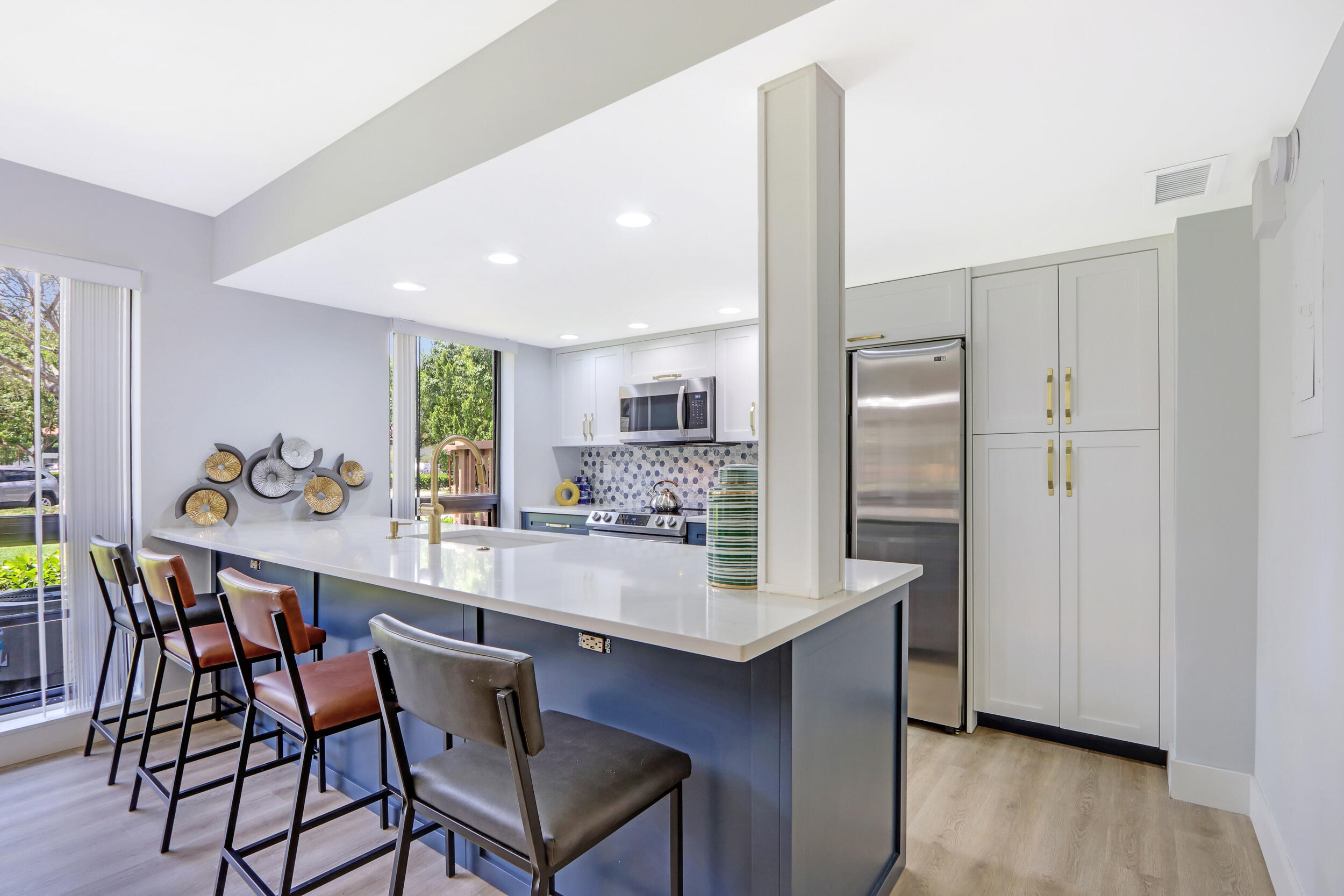 125 Brackenwood Road