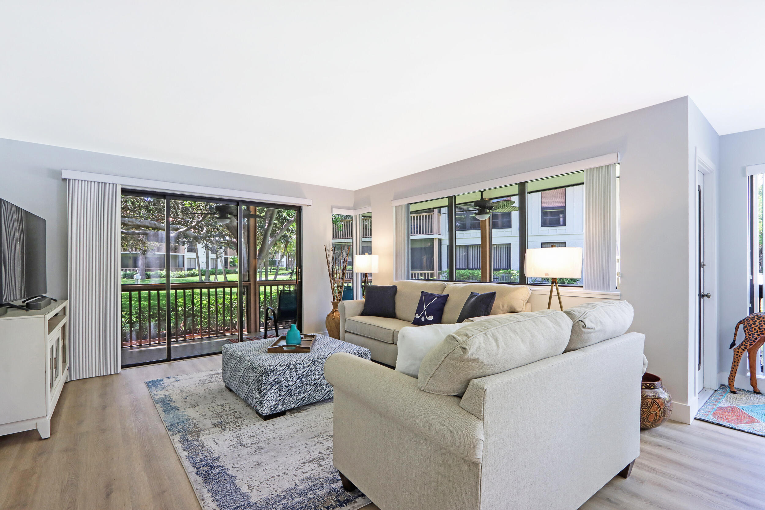125 Brackenwood Road