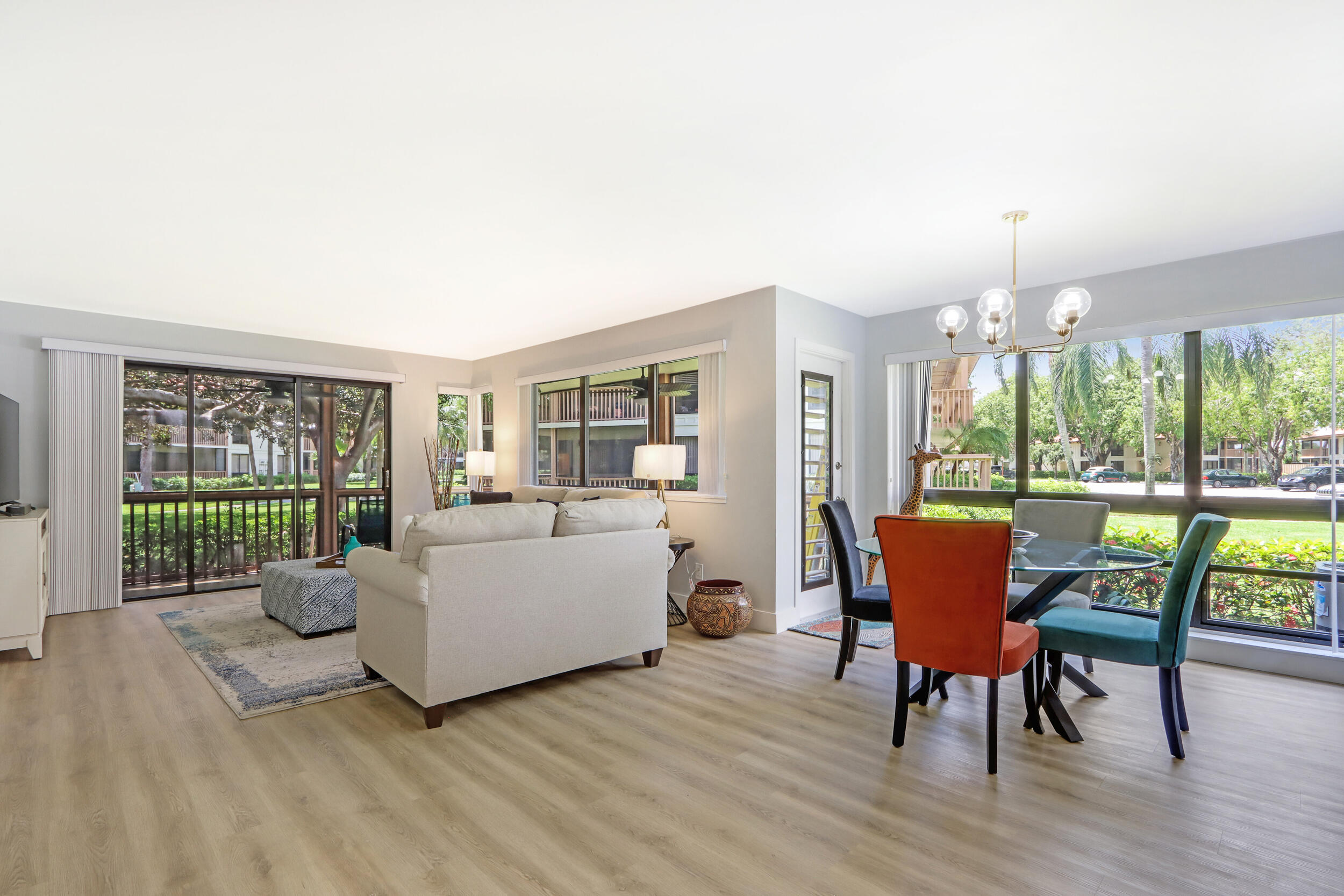 125 Brackenwood Road