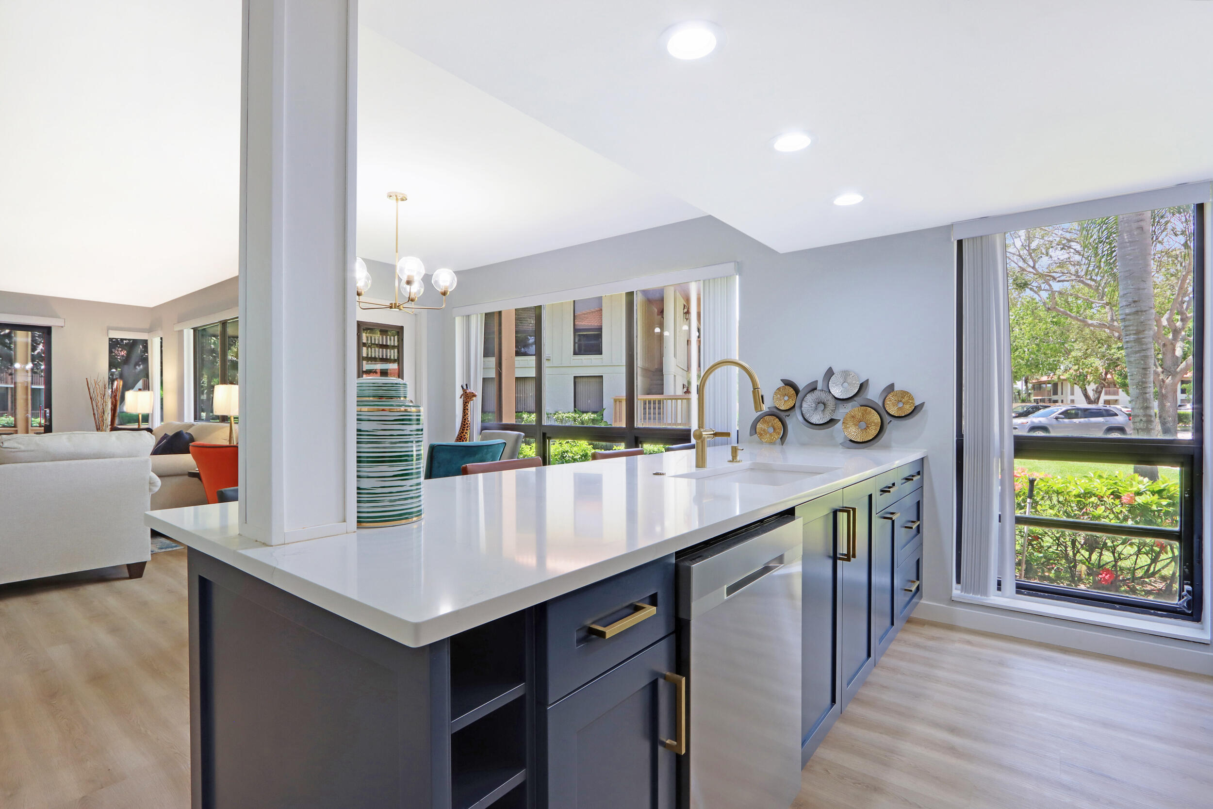125 Brackenwood Road