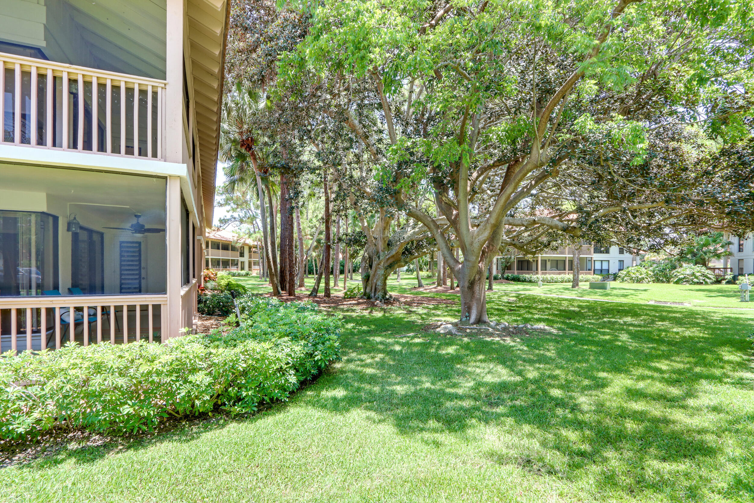 125 Brackenwood Road