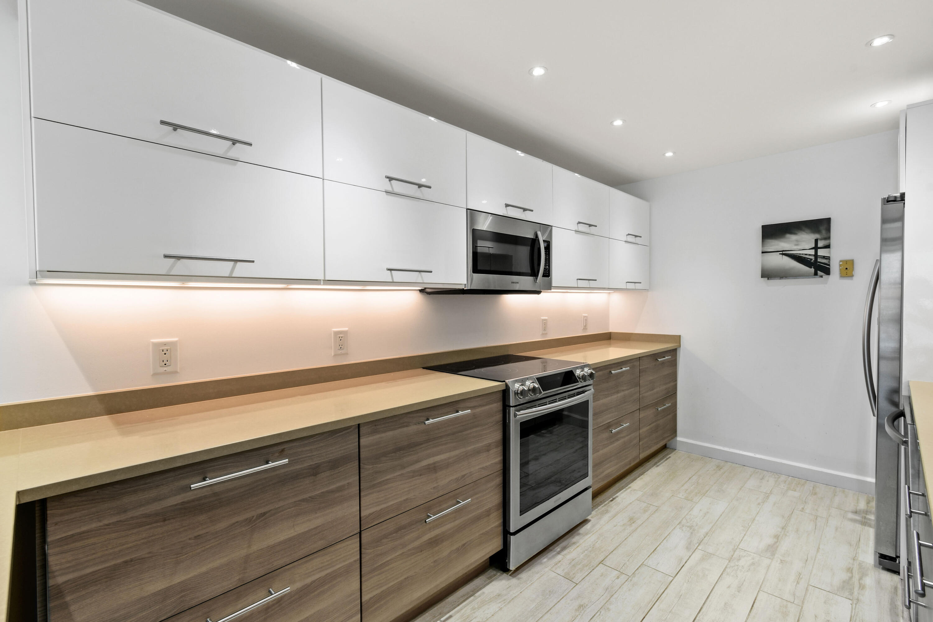 1200 Marine Way 907
