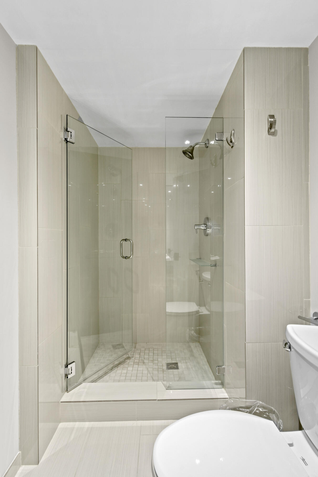 1200 Marine Way 907