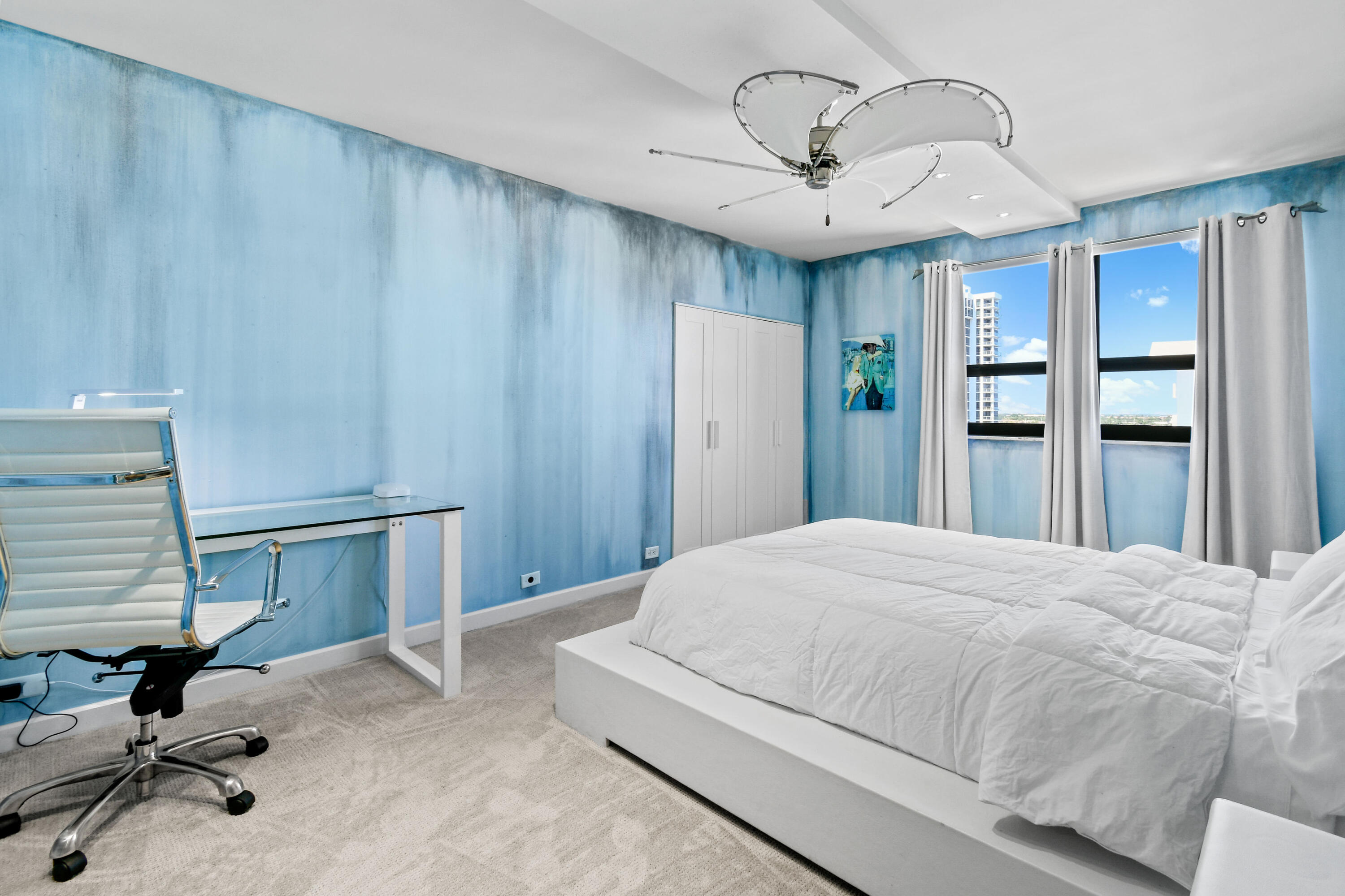 1200 Marine Way 907