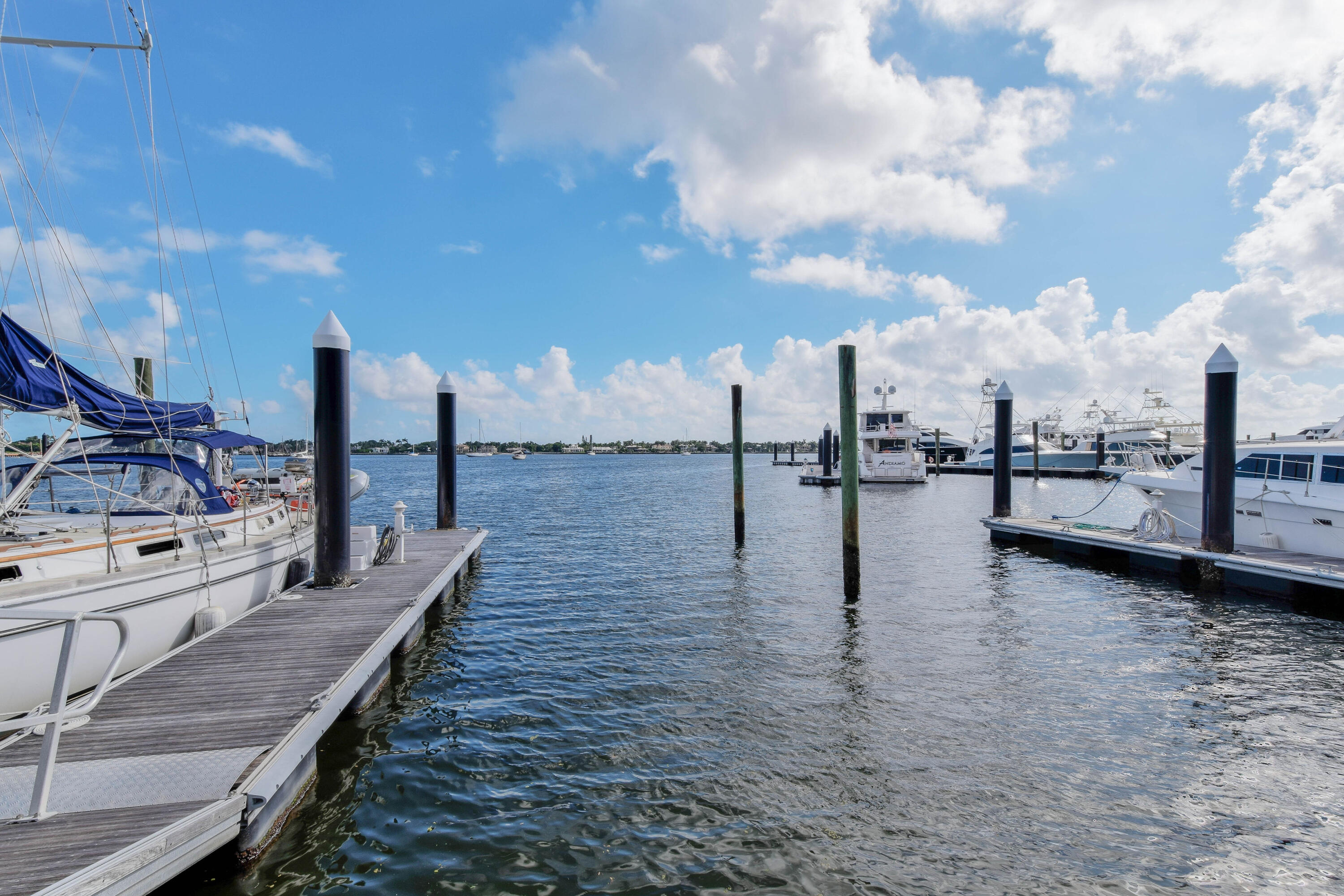 1200 Marine Way 907