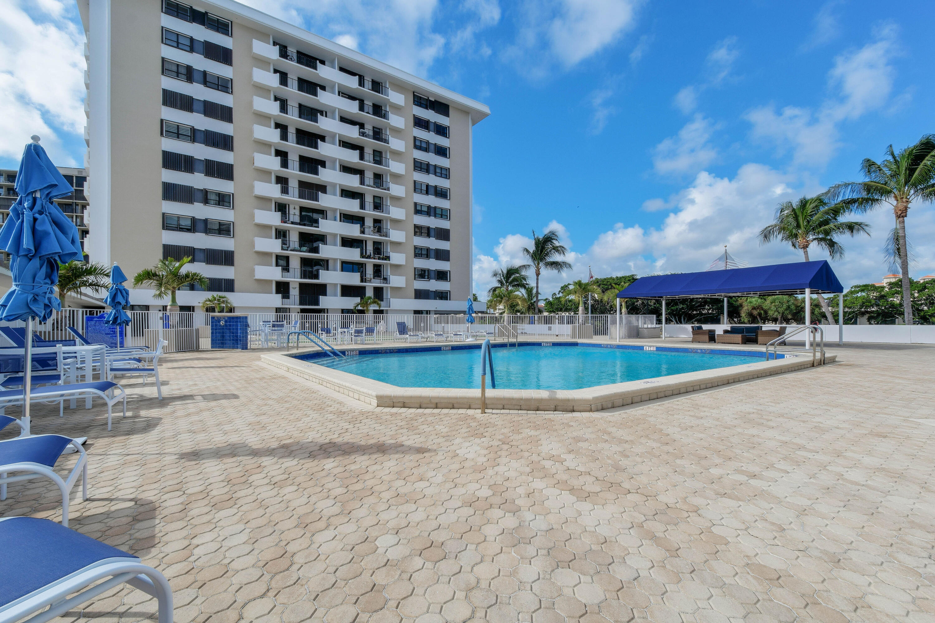 1200 Marine Way 907