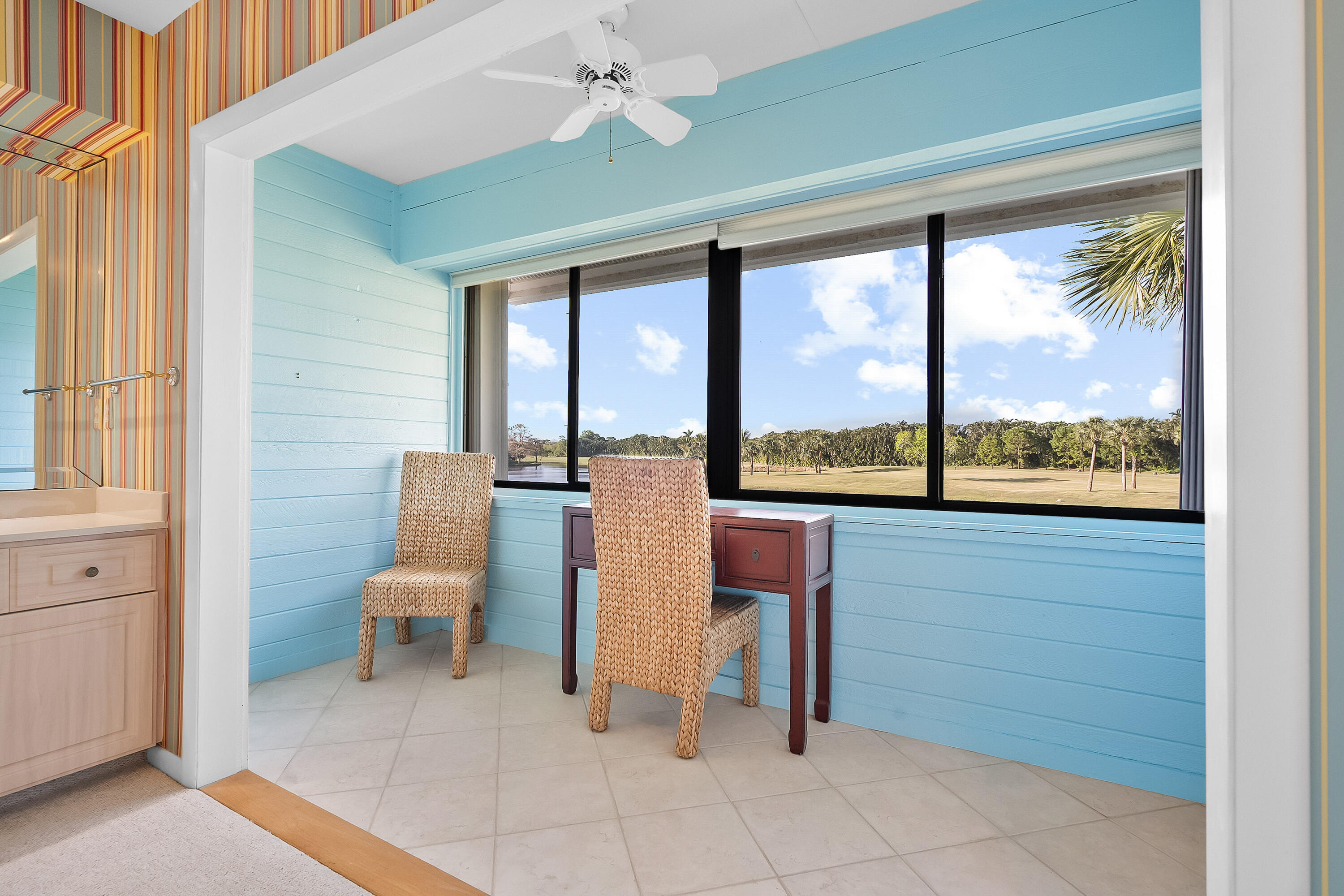 5618 SE Foxcross Place