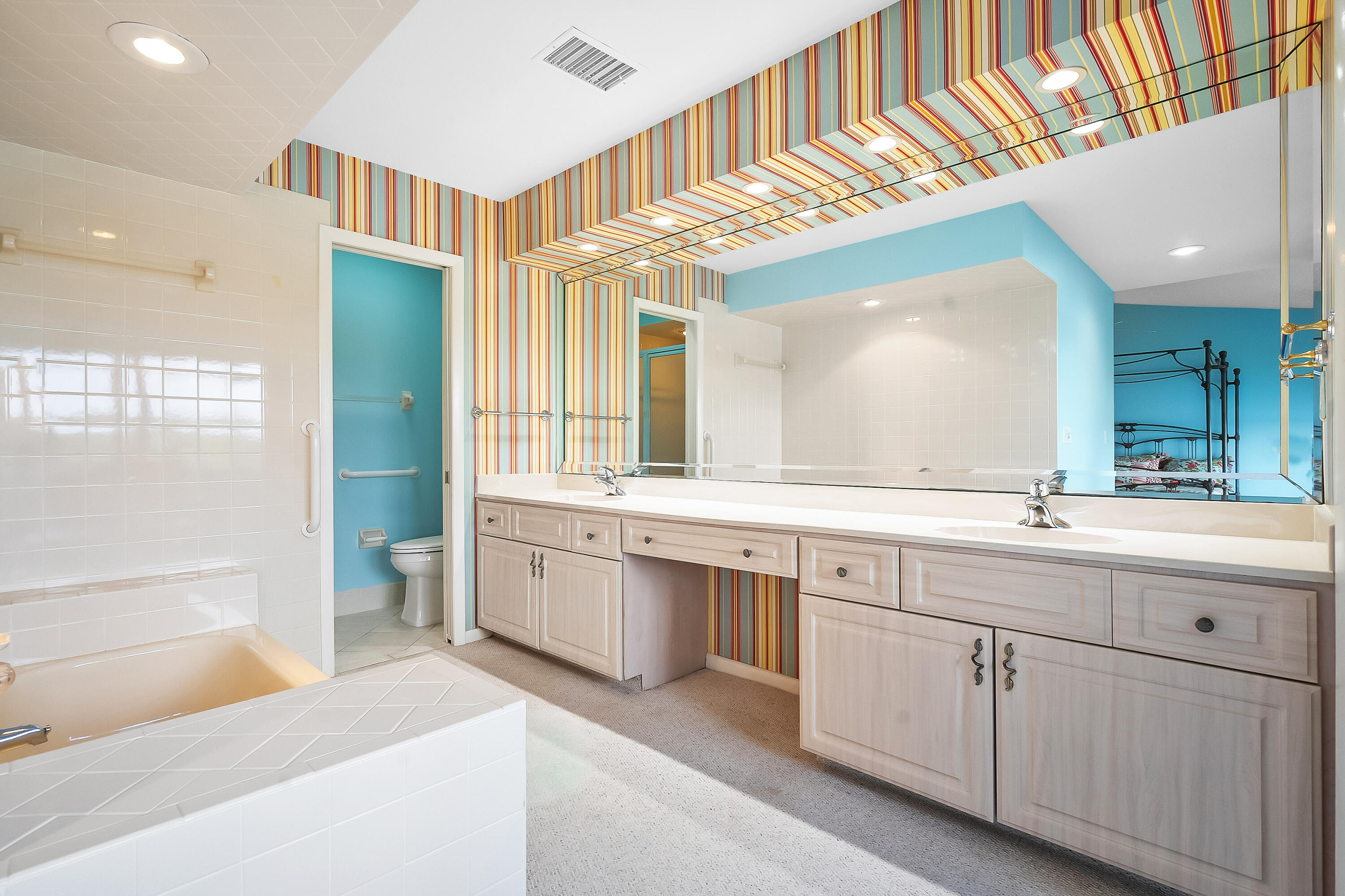 5618 SE Foxcross Place