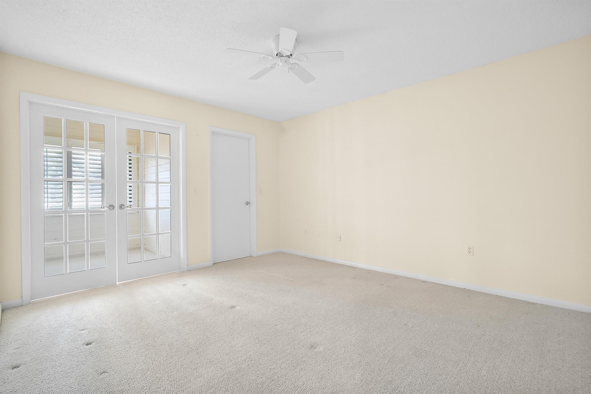 5618 SE Foxcross Place