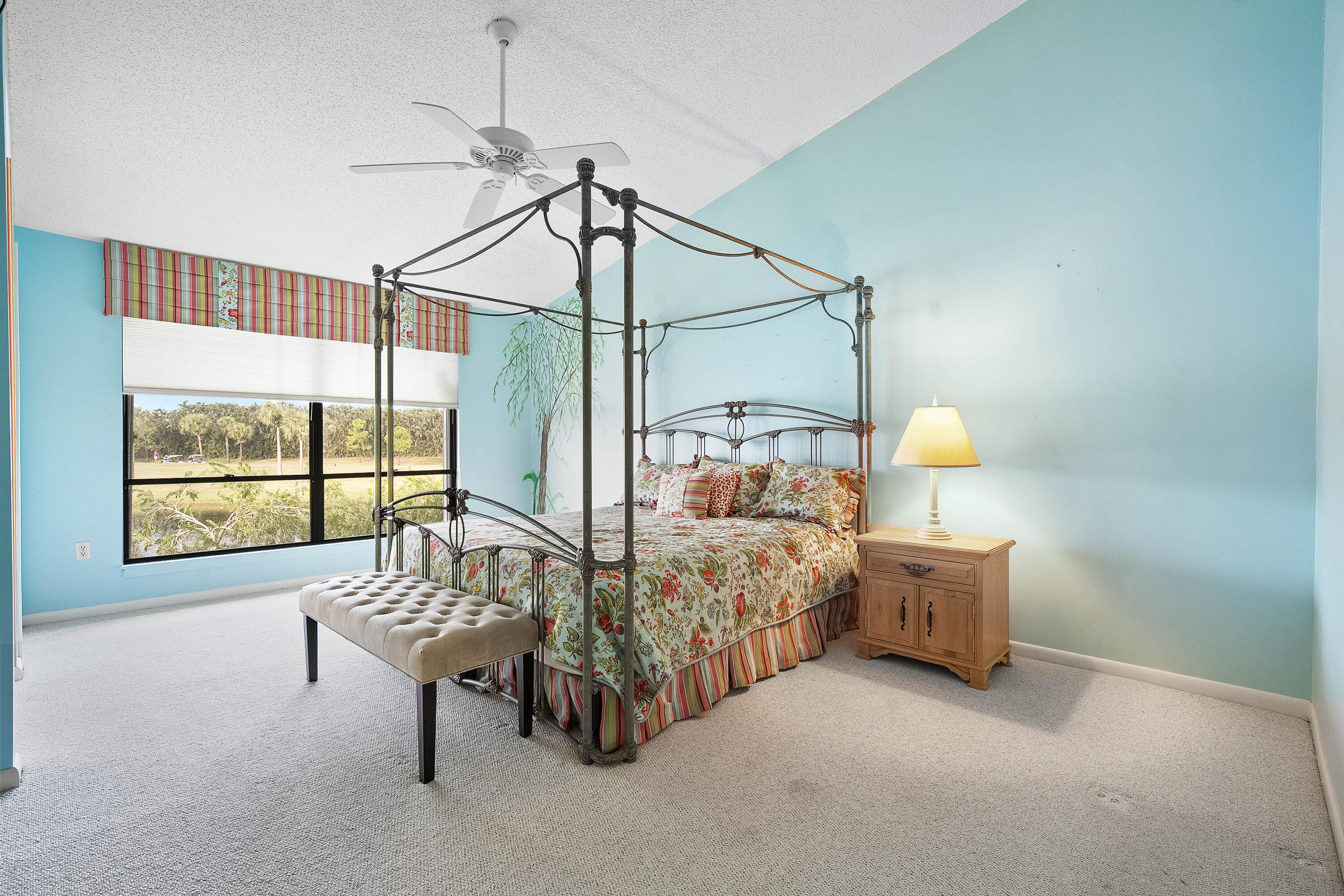 5618 SE Foxcross Place