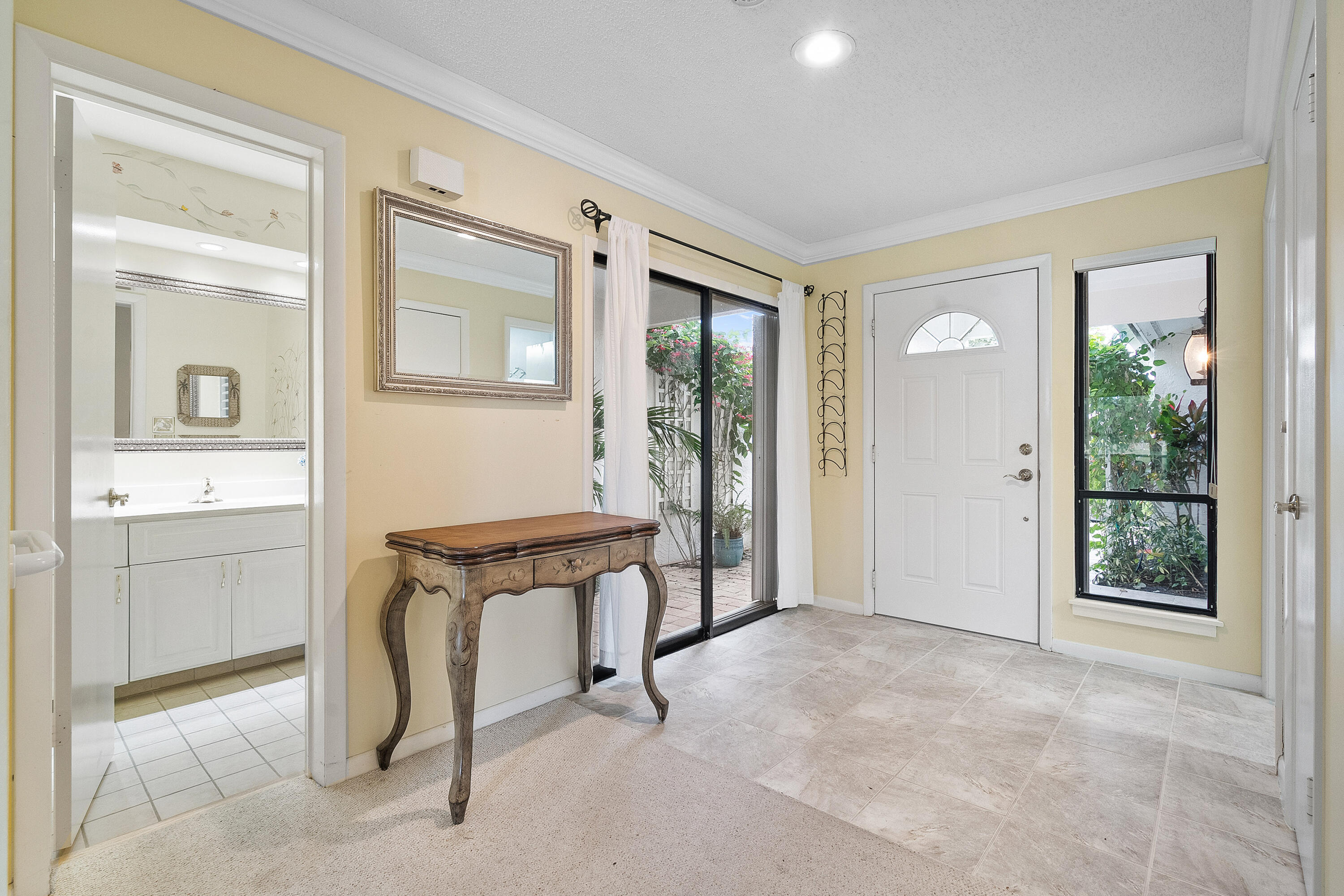 5618 SE Foxcross Place