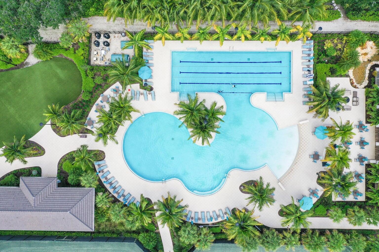 5618 SE Foxcross Place