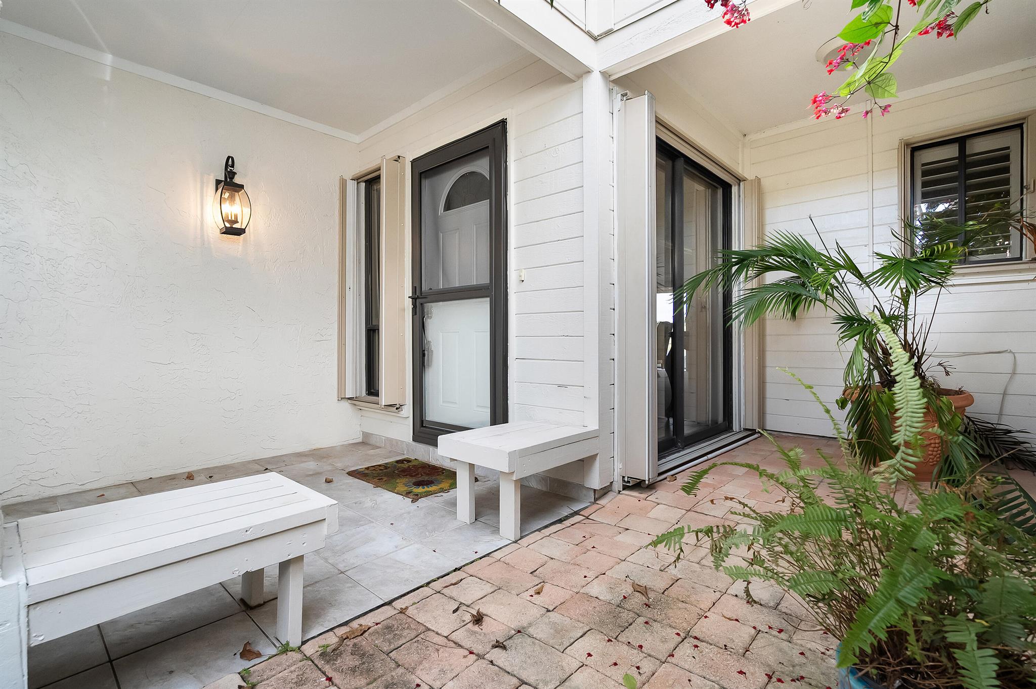 5618 SE Foxcross Place