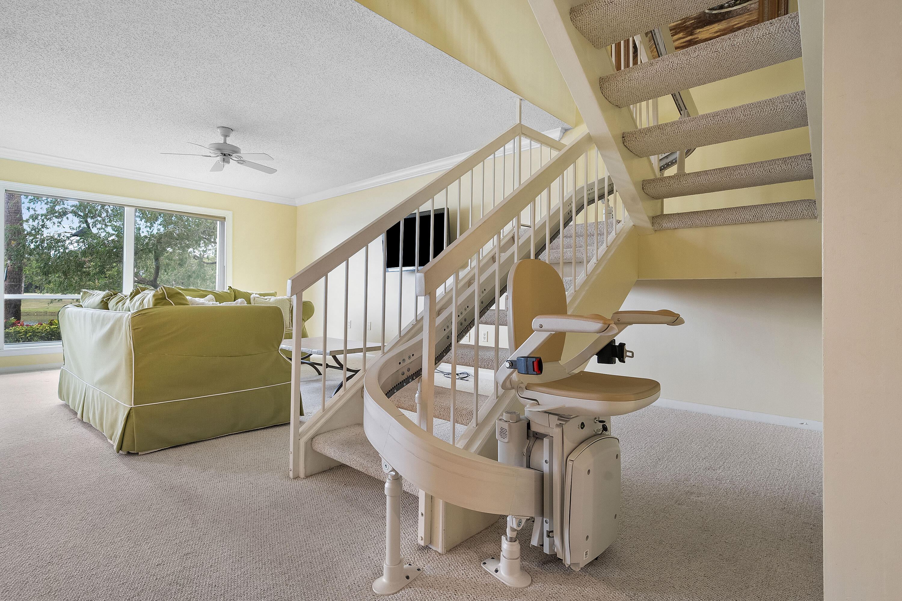 5618 SE Foxcross Place