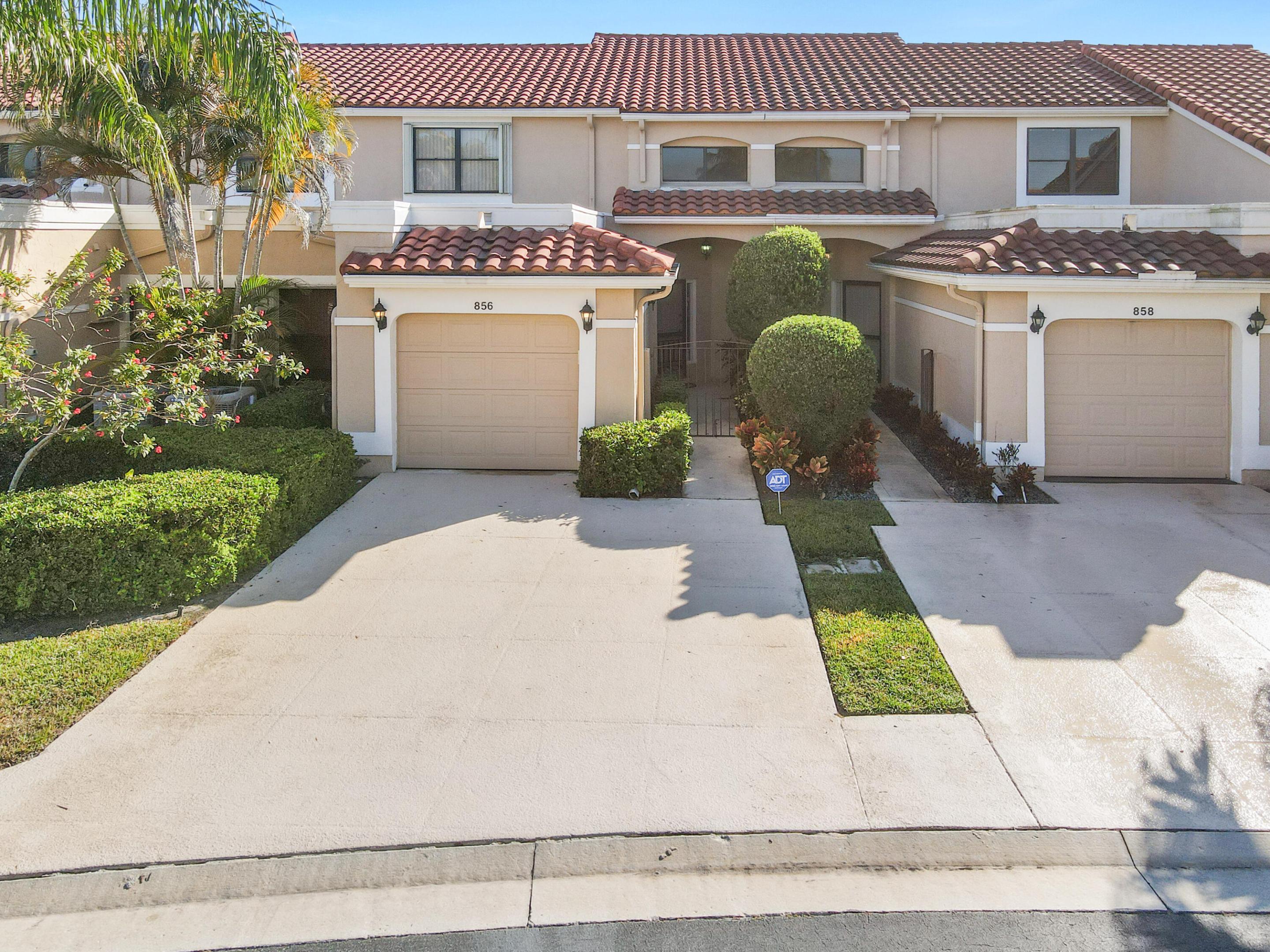 856 Windermere Way
