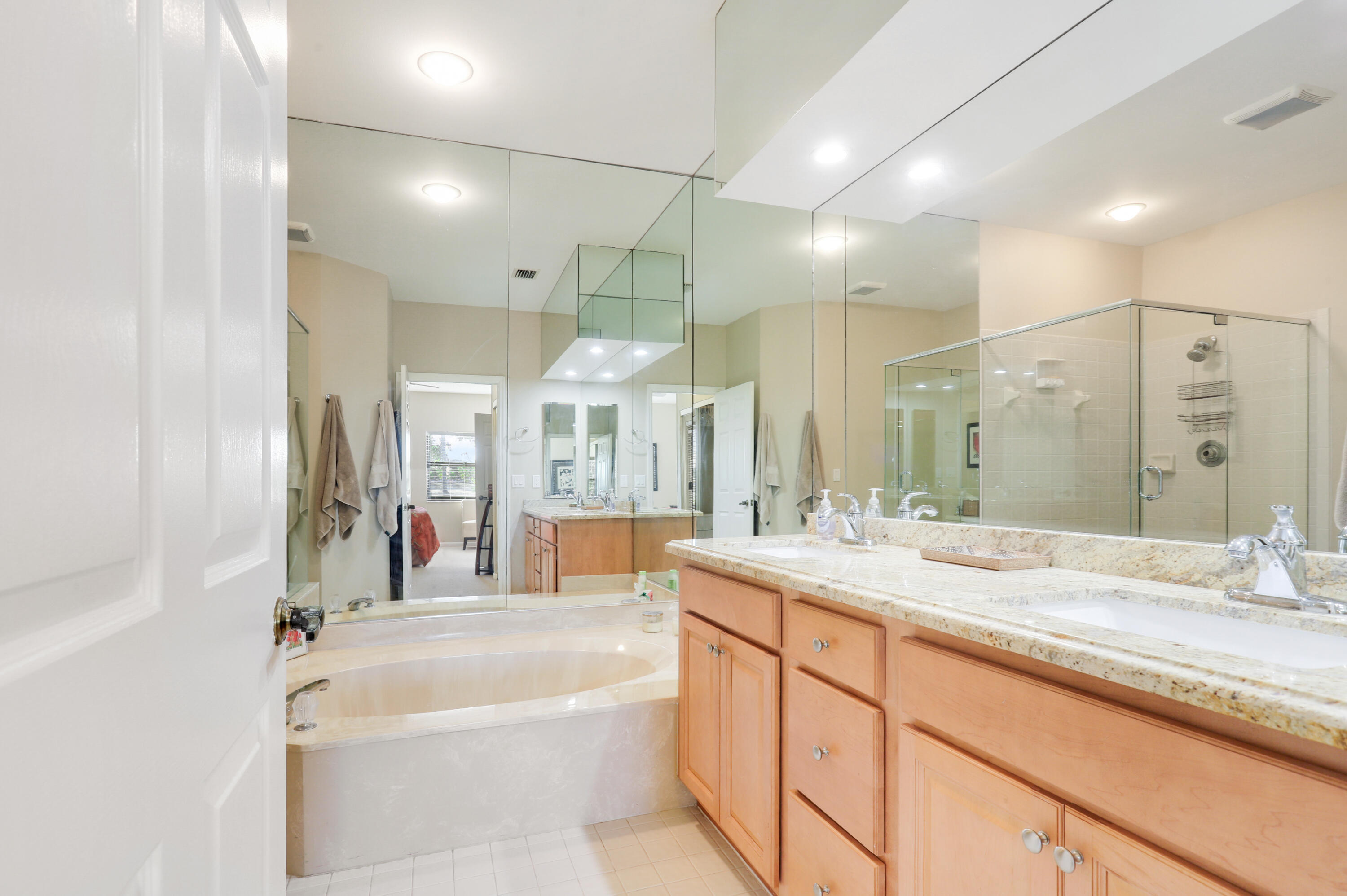 856 Windermere Way