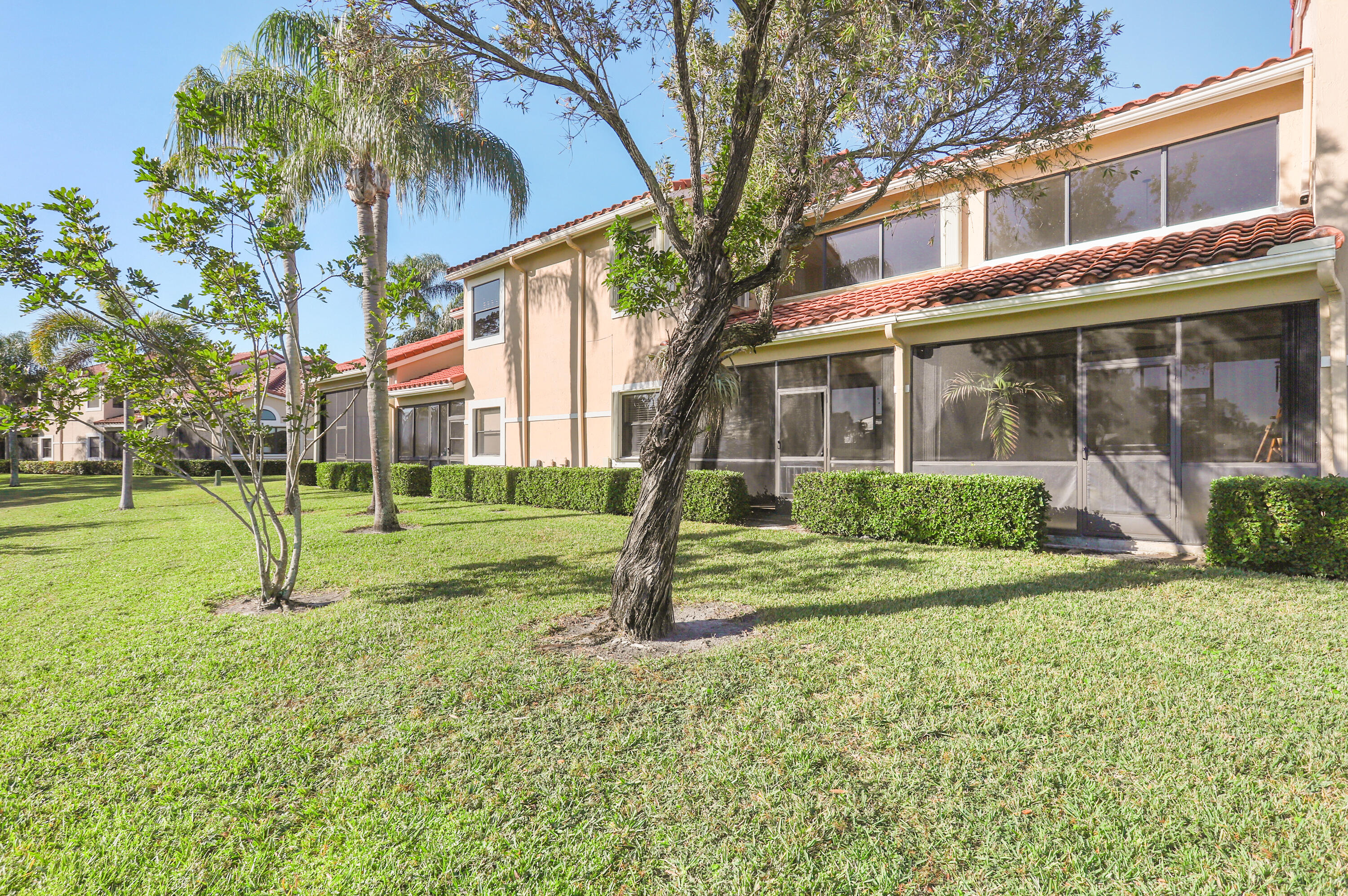 856 Windermere Way