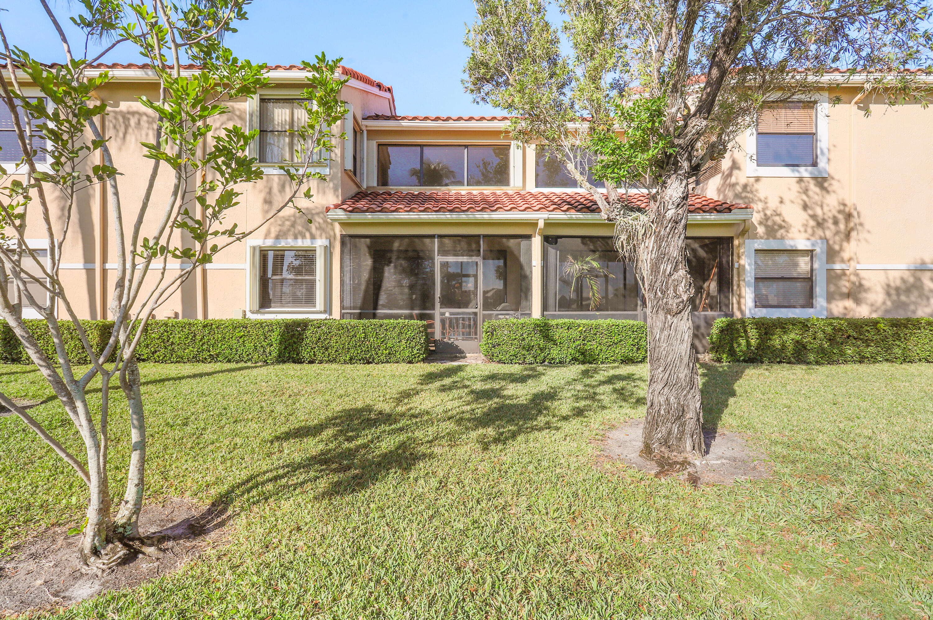 856 Windermere Way
