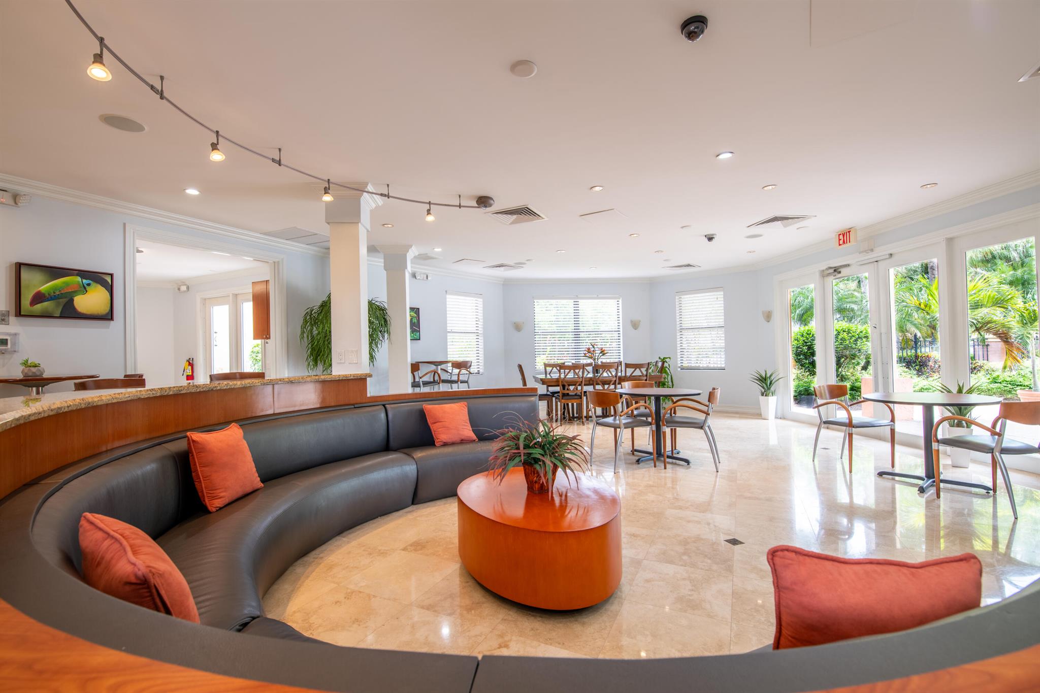 600 Uno Lago 202 Drive 202