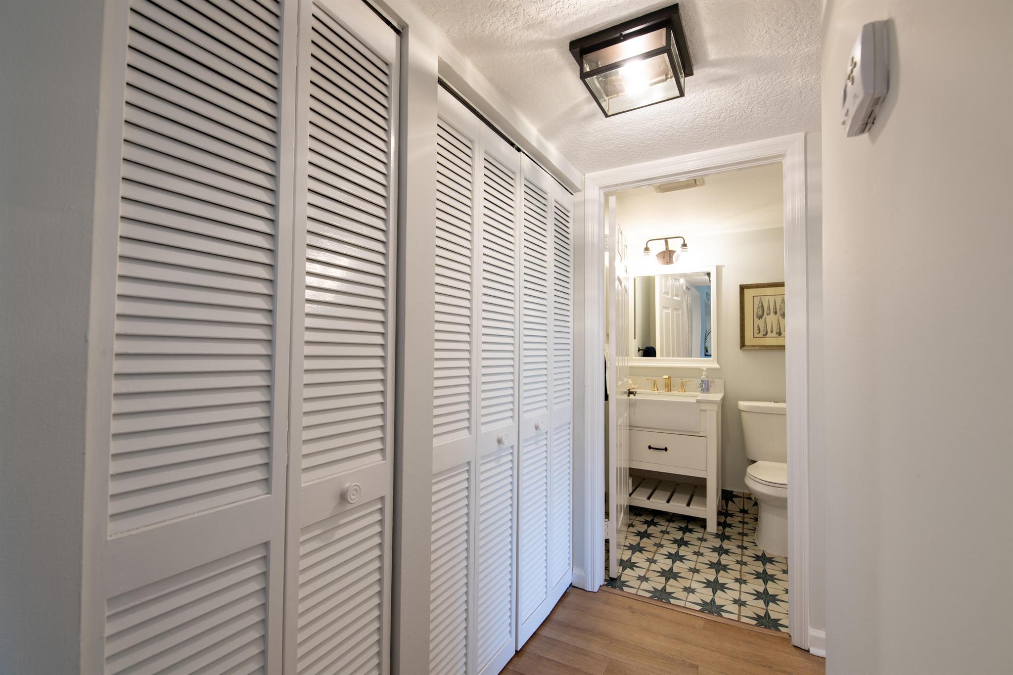 600 Uno Lago 202 Drive 202