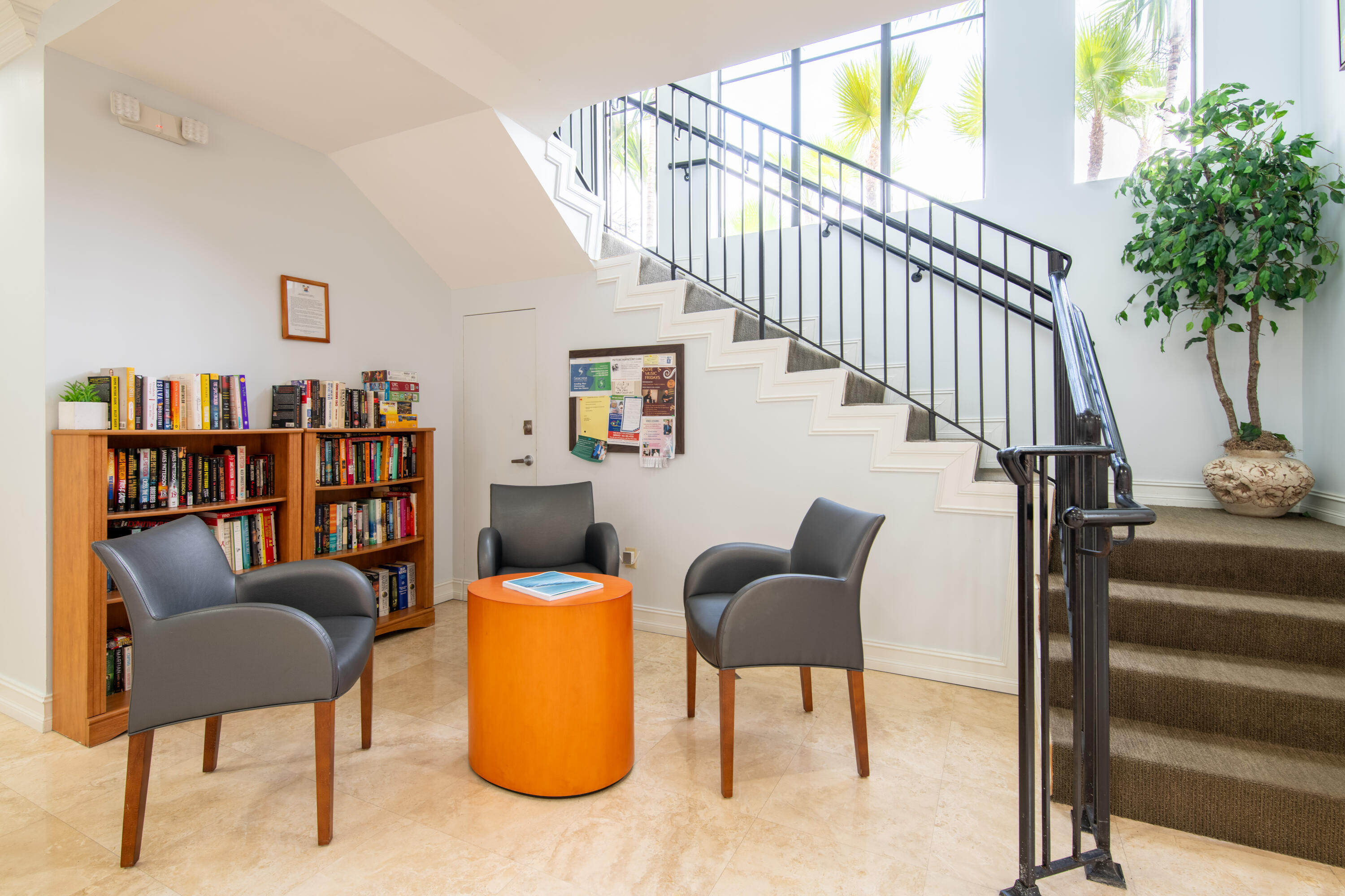 600 Uno Lago 202 Drive 202