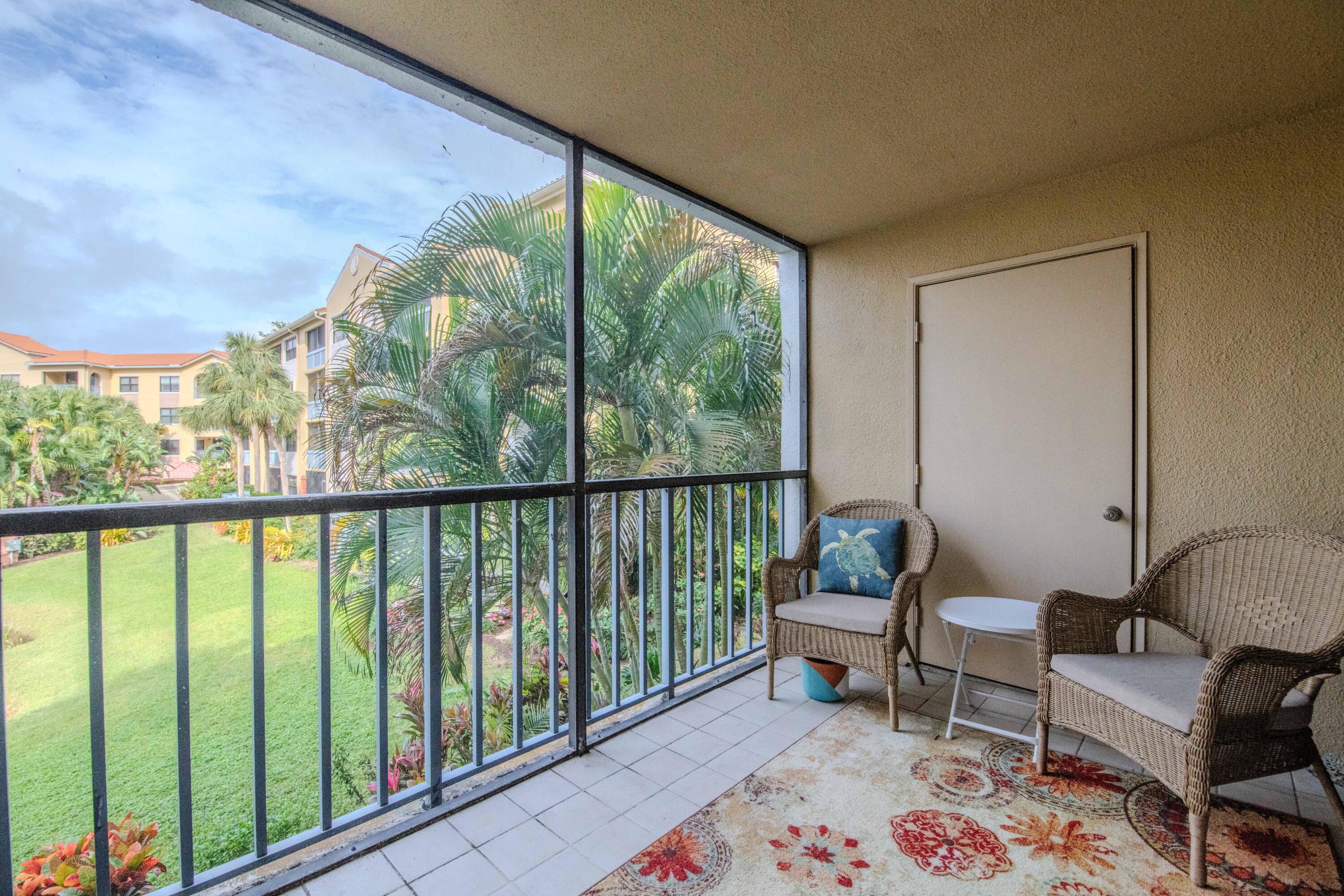 600 Uno Lago 202 Drive 202