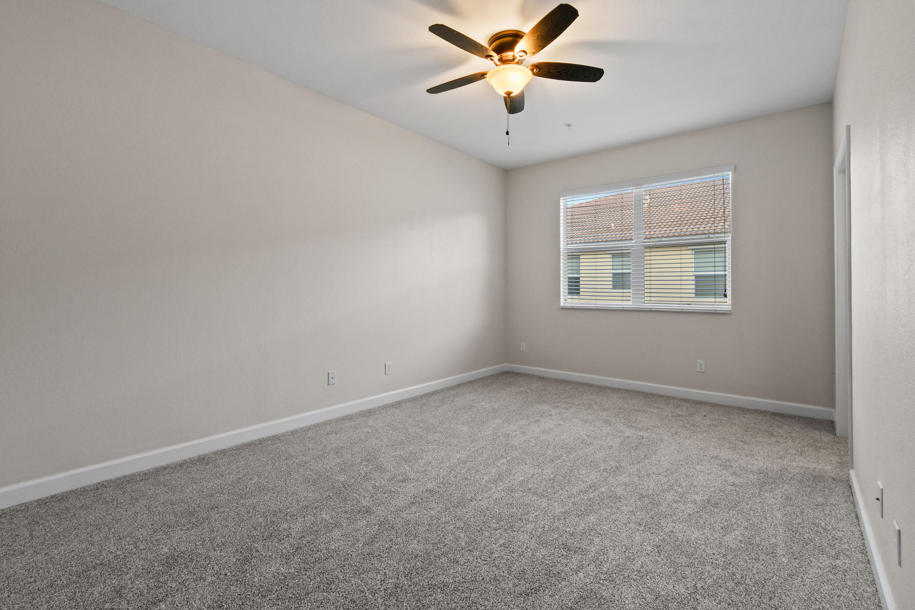 9527 SW Merlin Court