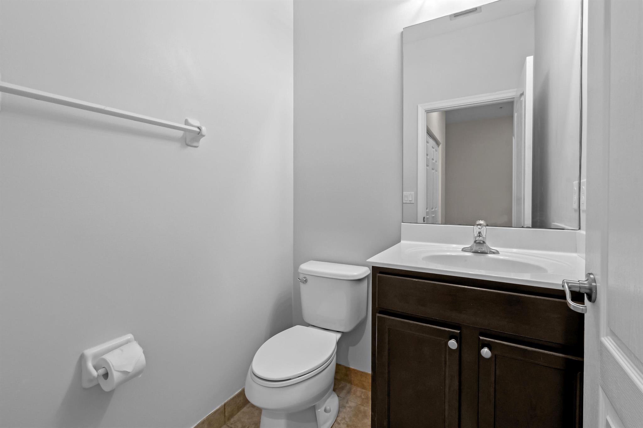 9527 SW Merlin Court