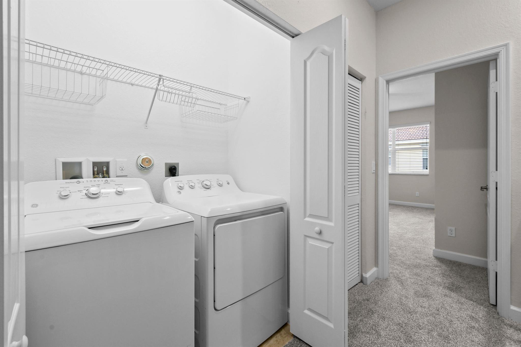 9527 SW Merlin Court