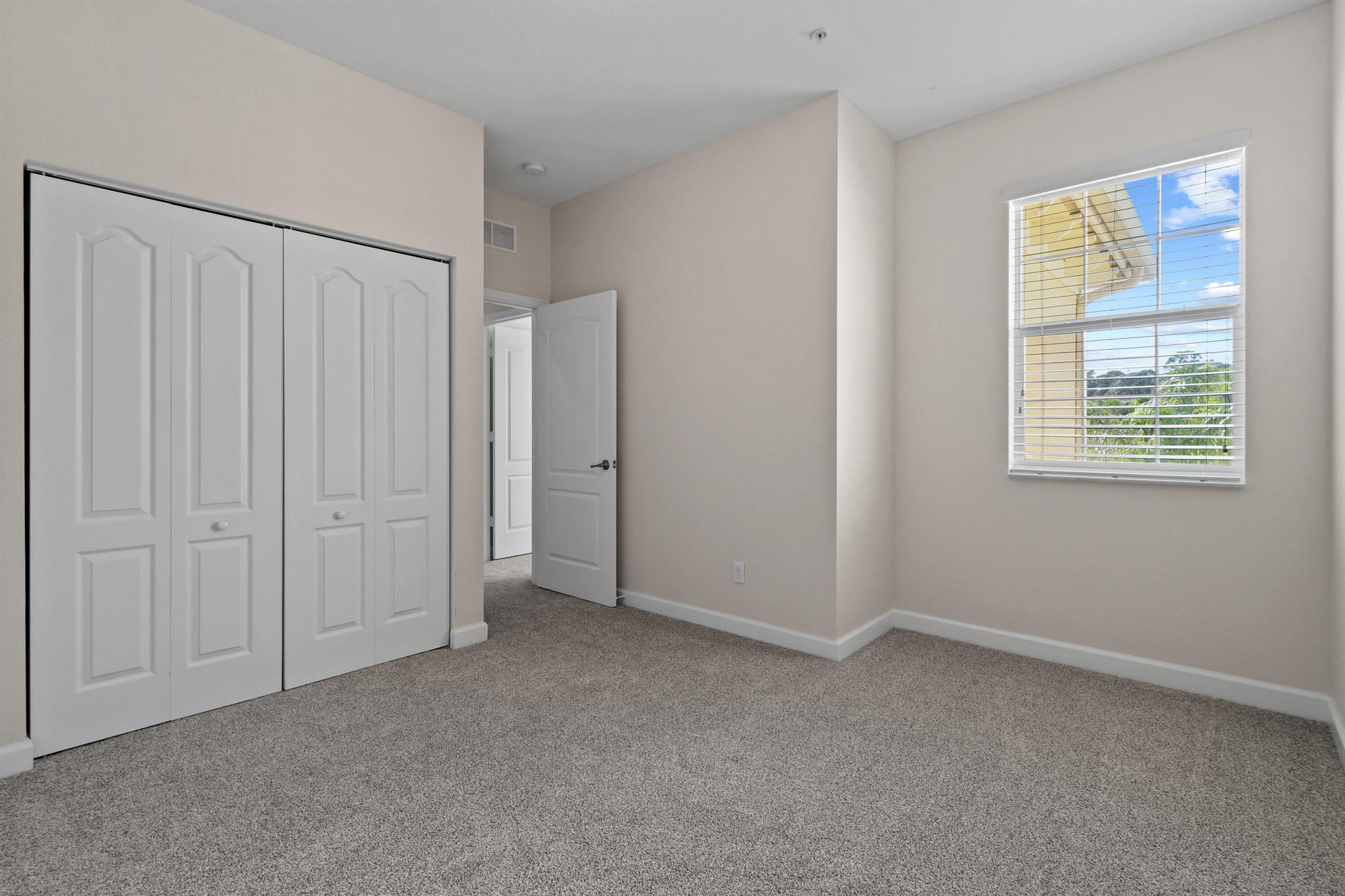 9527 SW Merlin Court