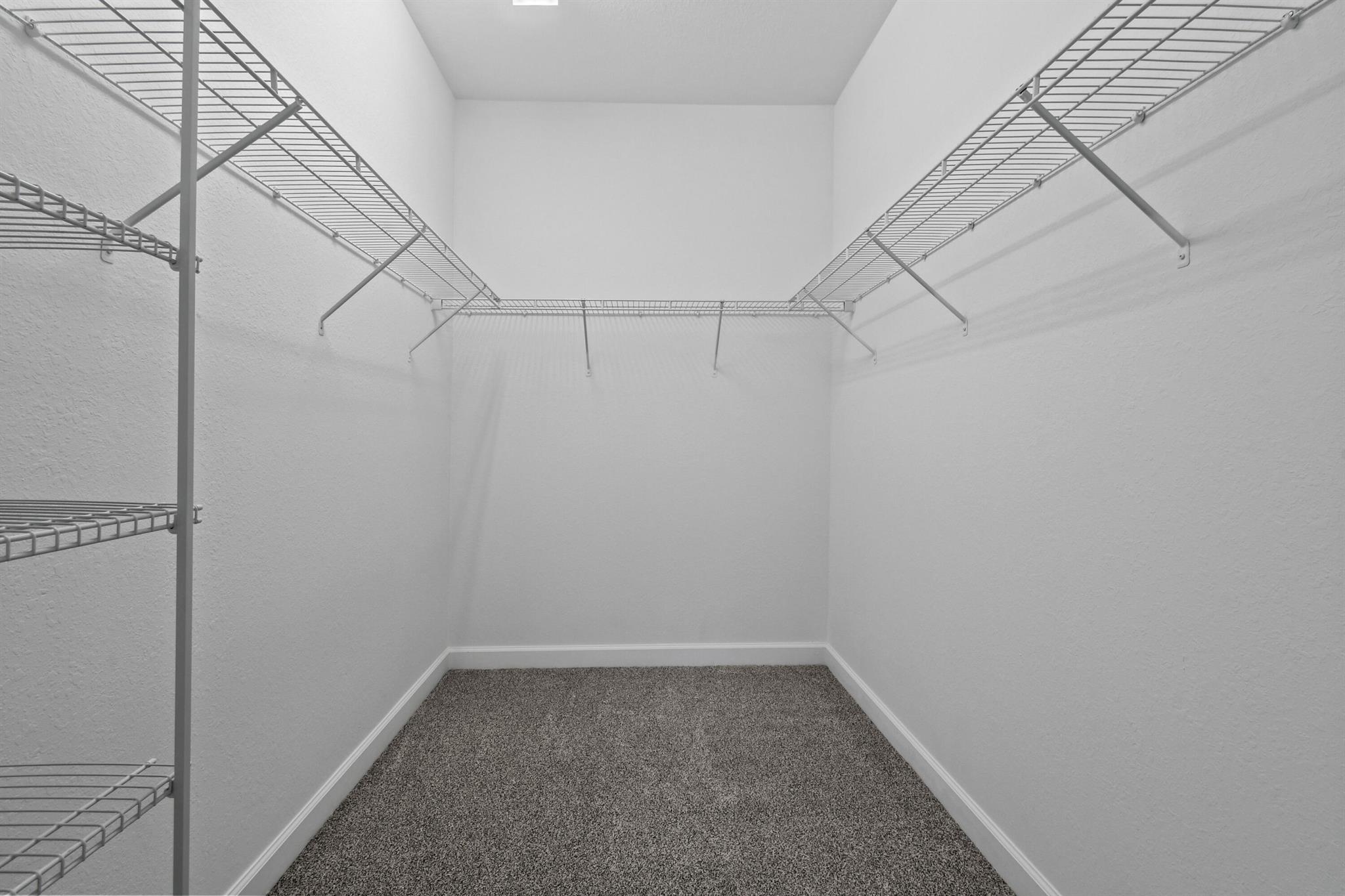 9527 SW Merlin Court