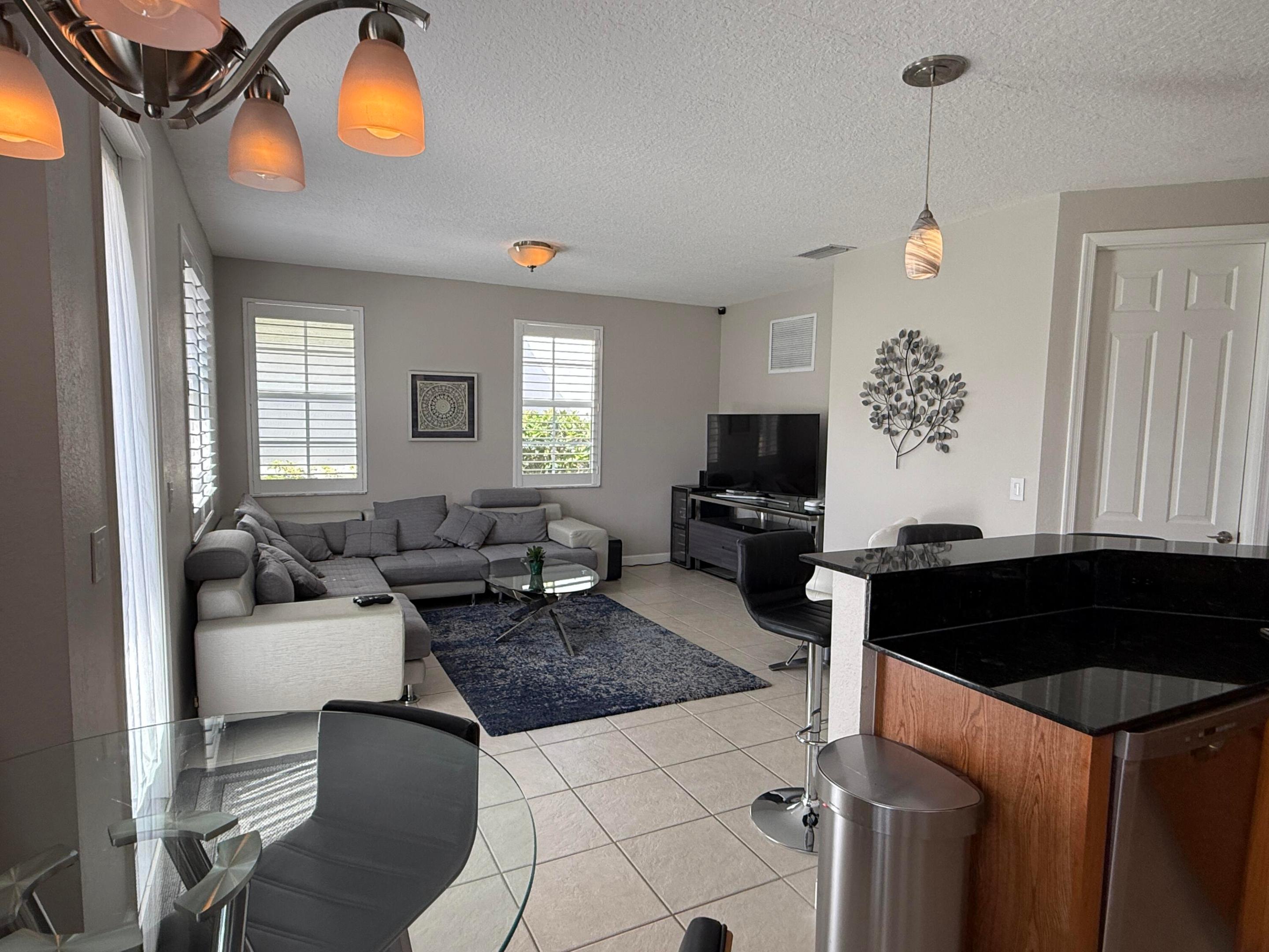 706 Duchess Court