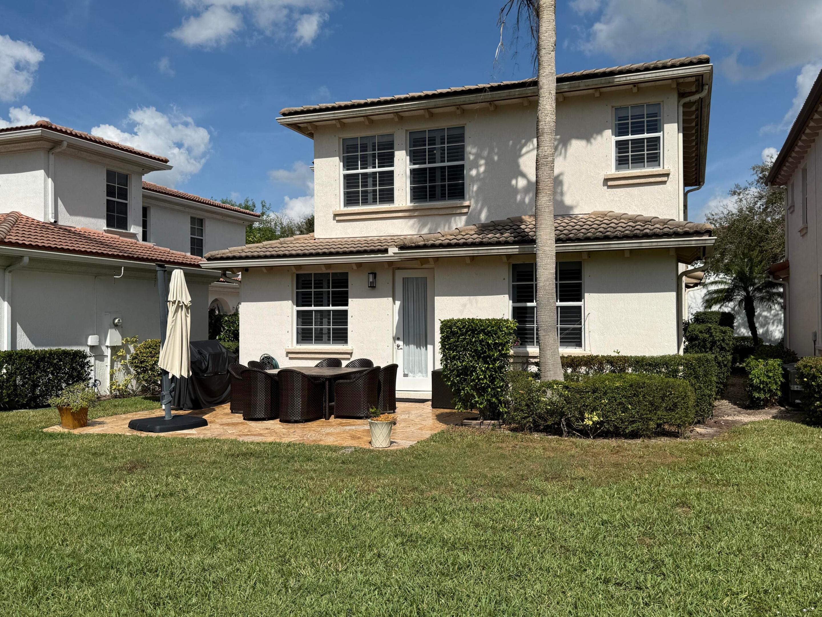 706 Duchess Court