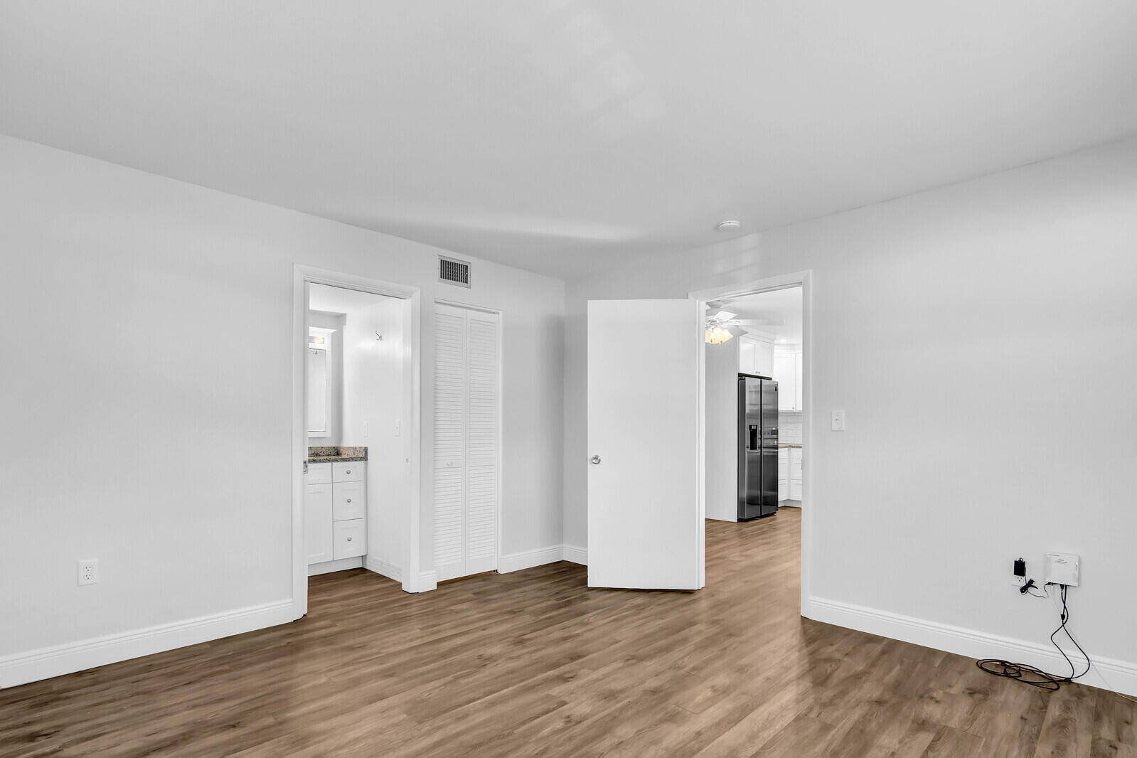 3210 Meridian Way S 11