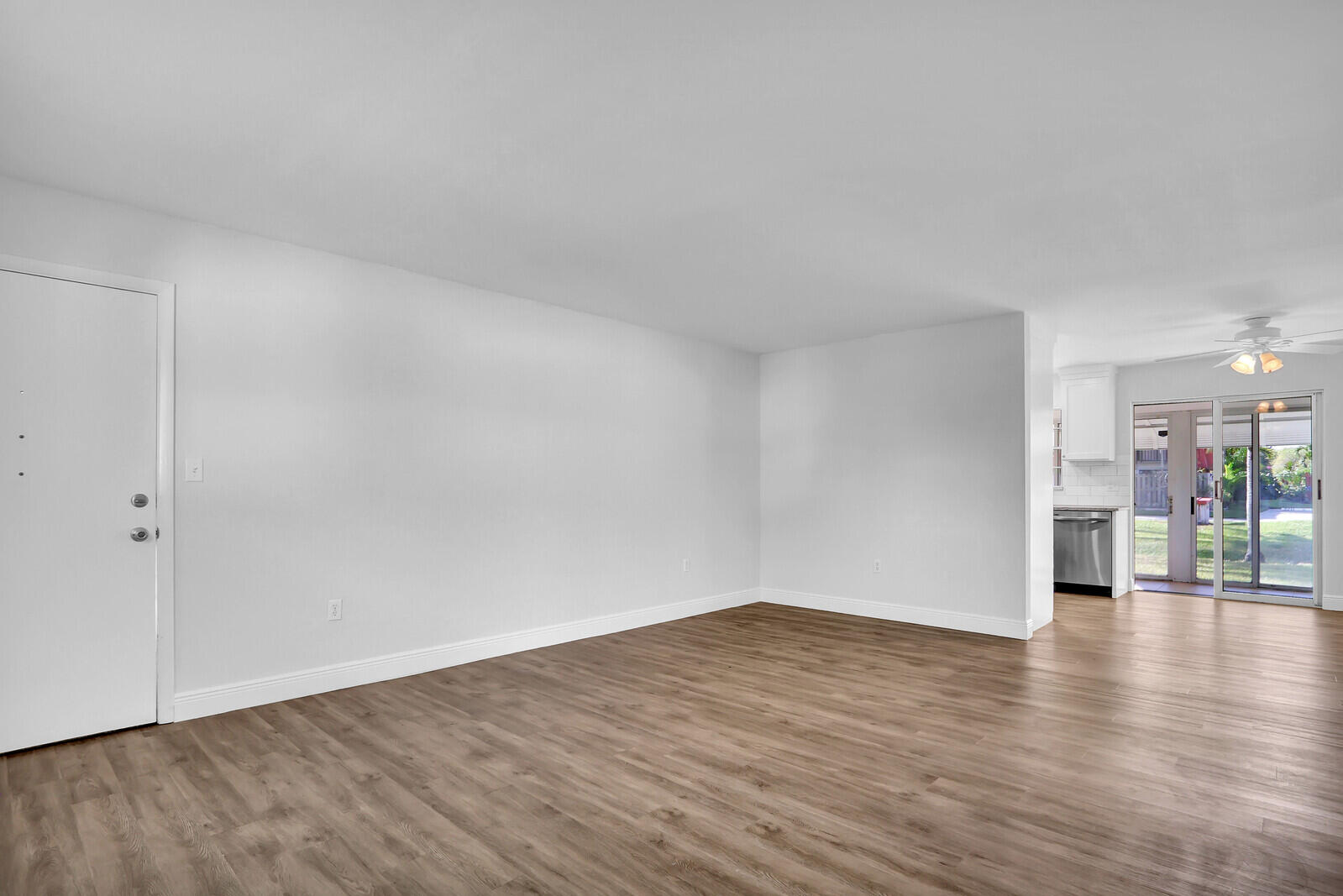 3210 Meridian Way S 11