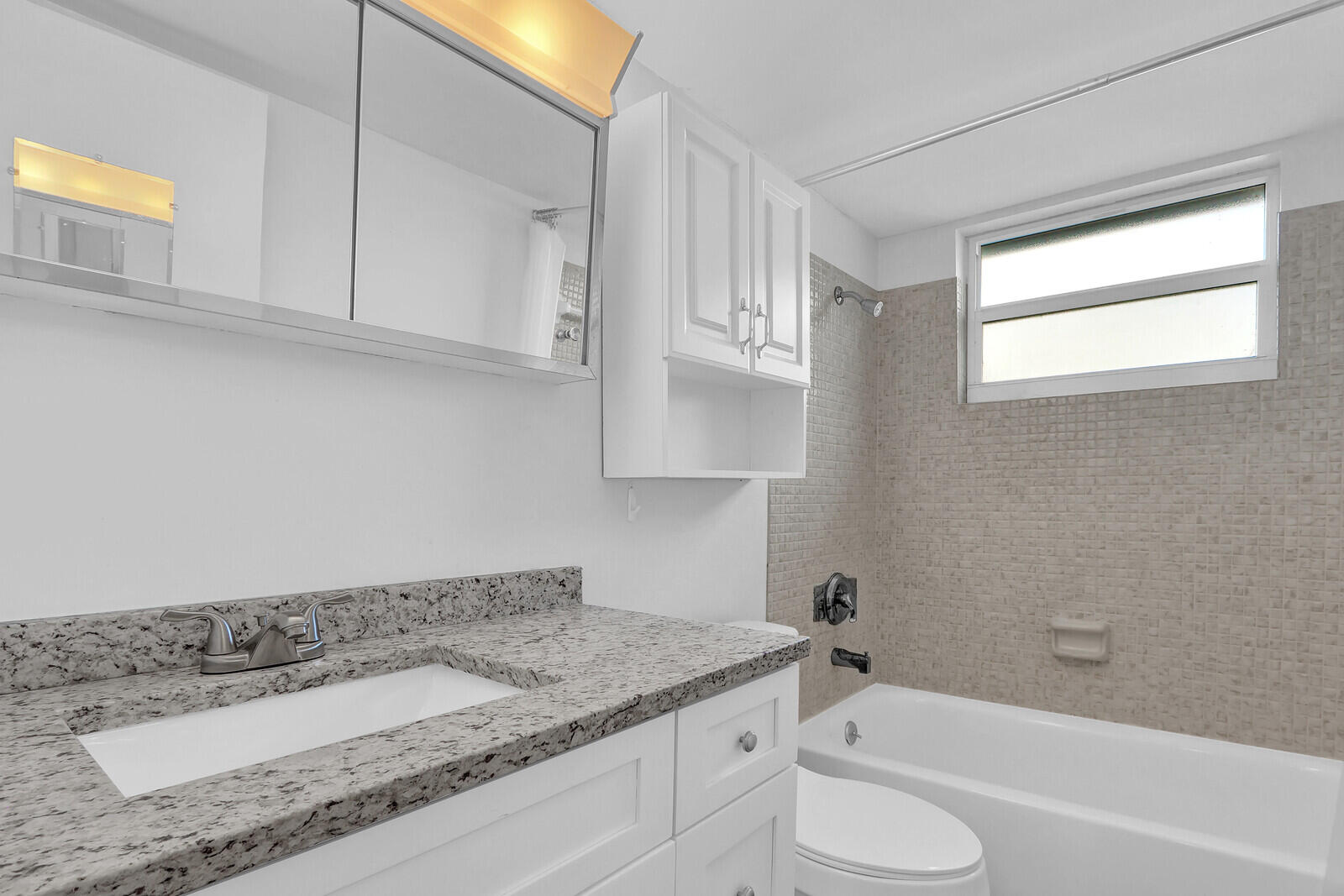 3210 Meridian Way S 11