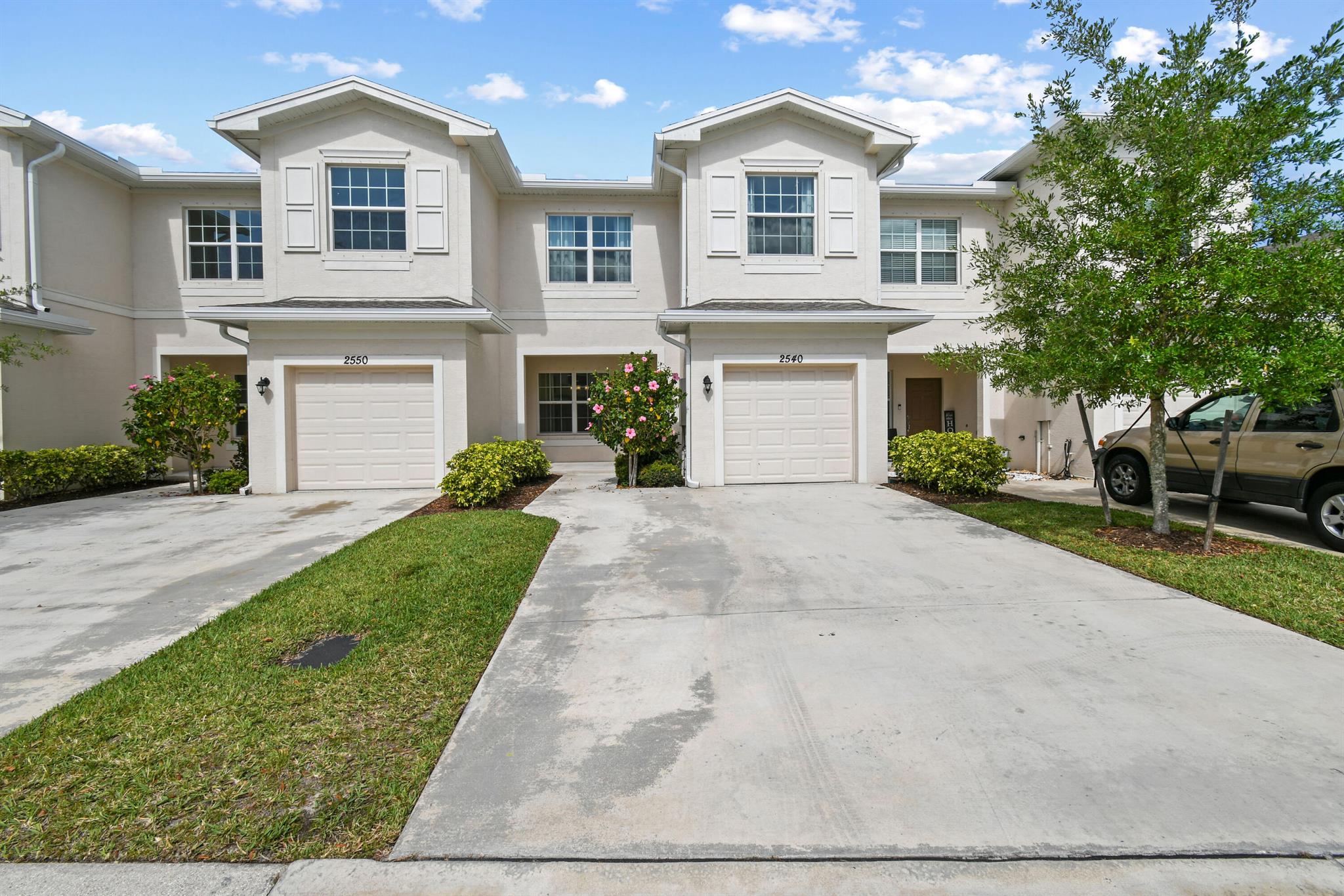 2540 NW Treviso Circle