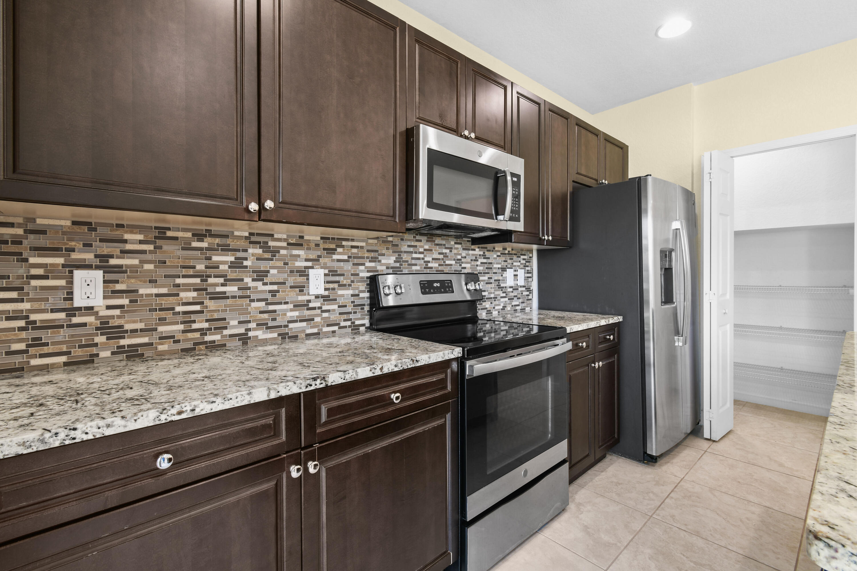 2540 NW Treviso Circle