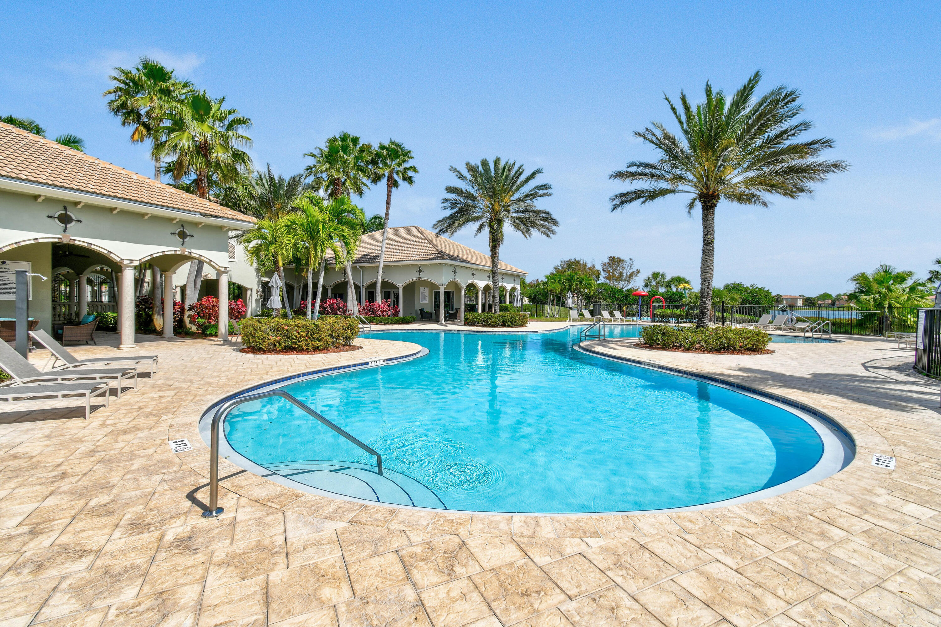 2540 NW Treviso Circle