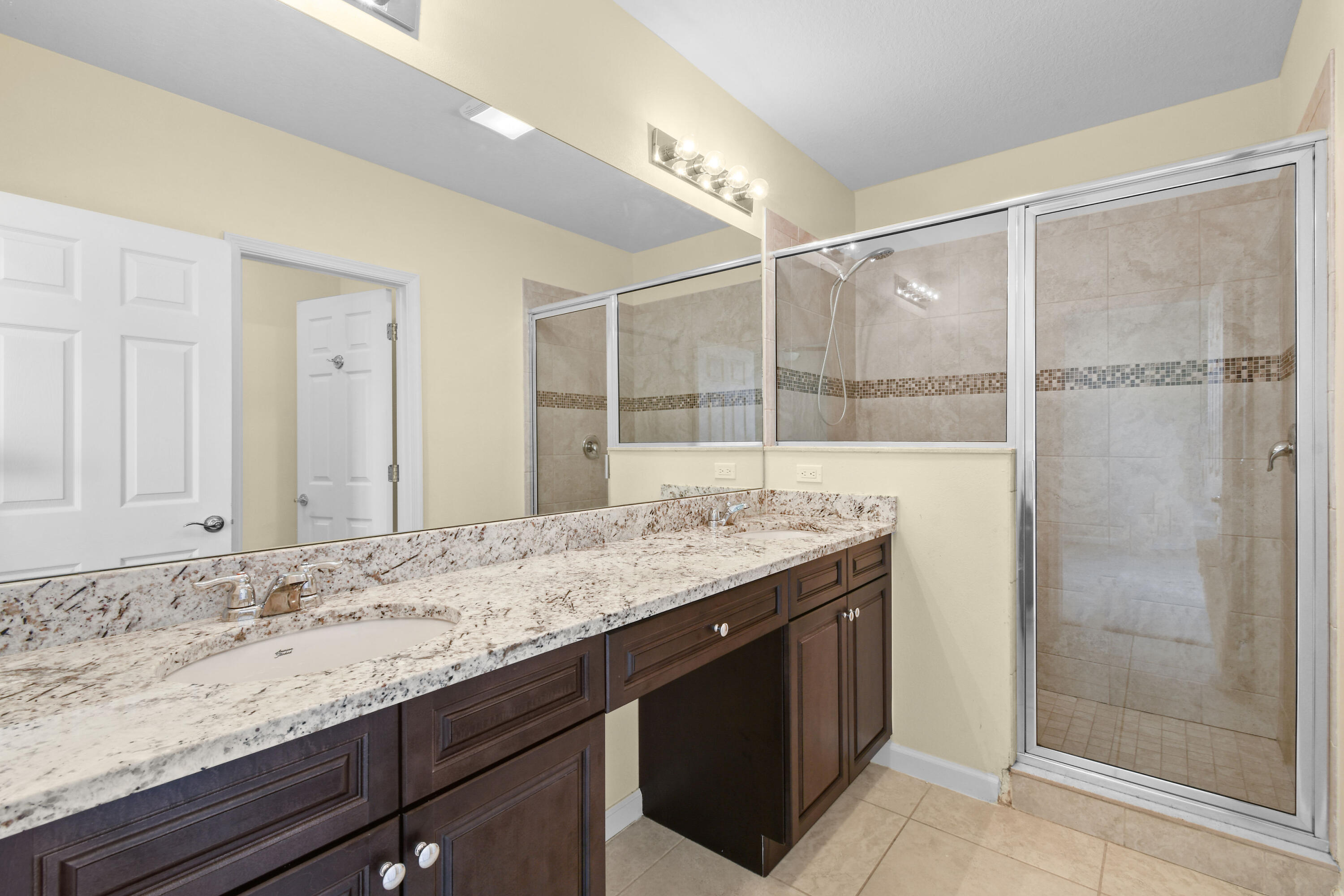 2540 NW Treviso Circle