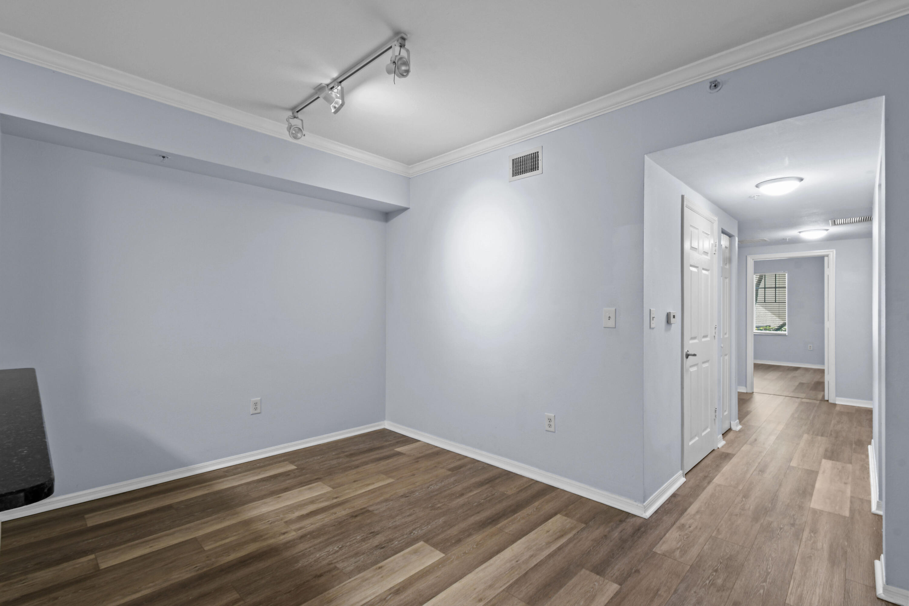 6565 Emerald Dunes Drive 108