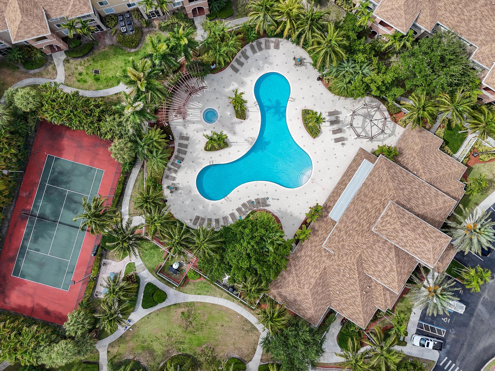 6565 Emerald Dunes Drive 108