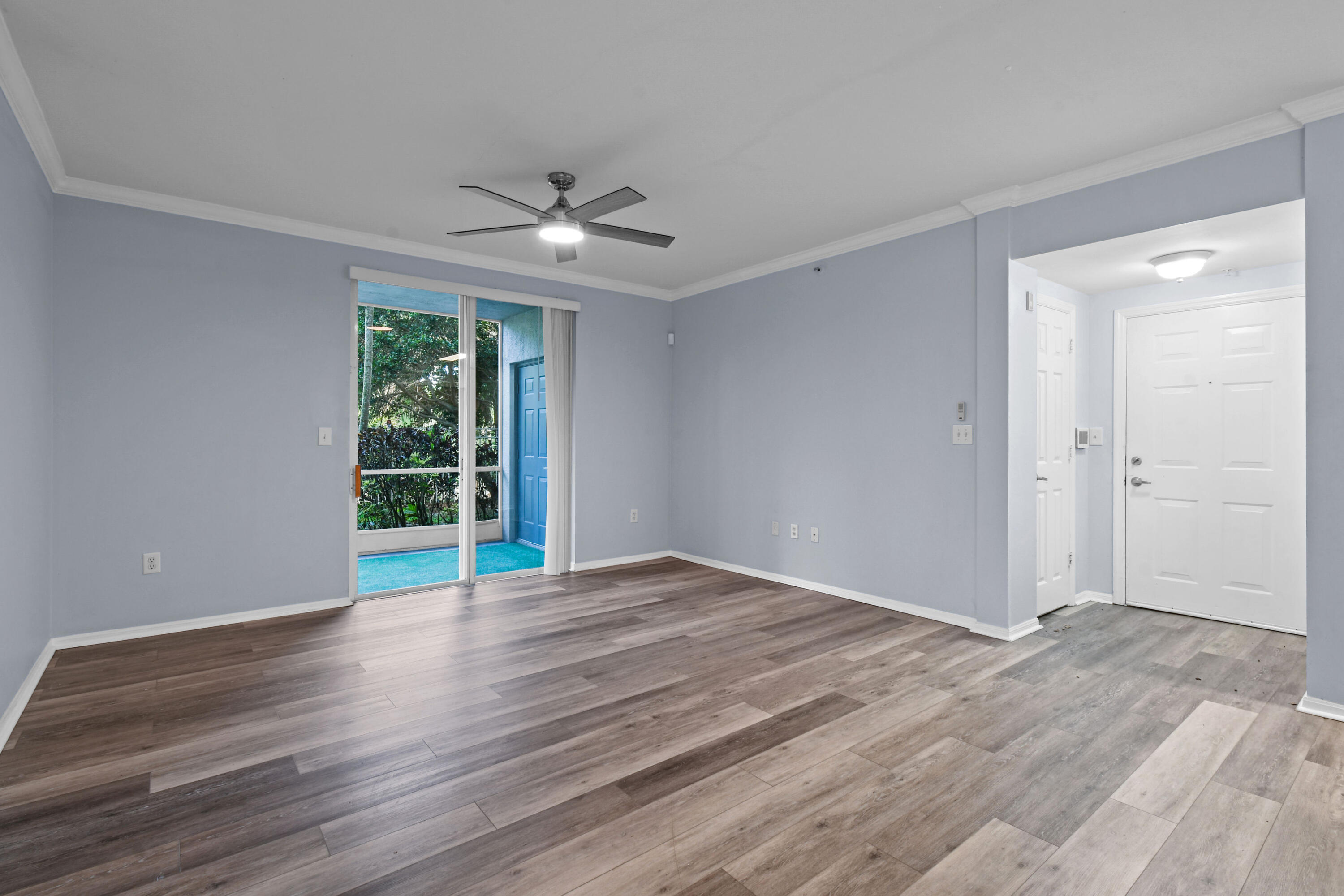 6565 Emerald Dunes Drive 108