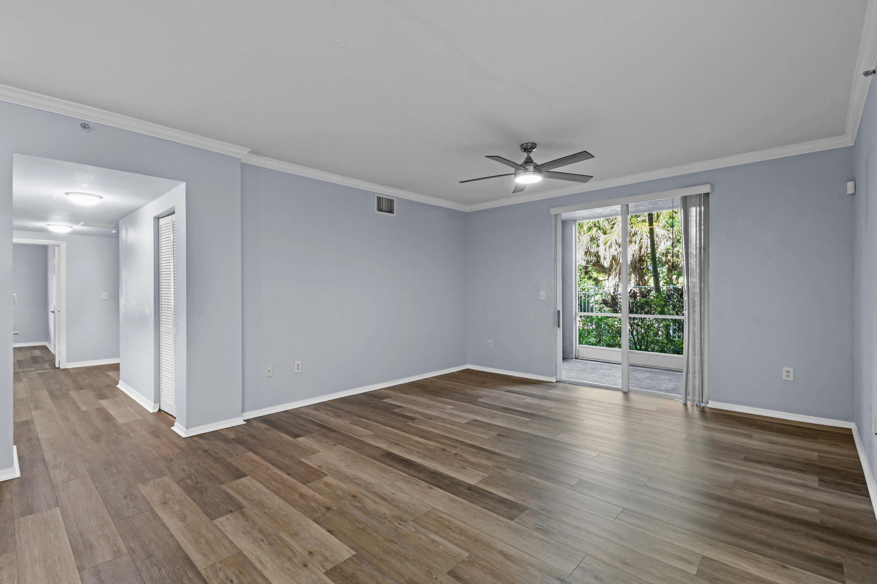 6565 Emerald Dunes Drive 108