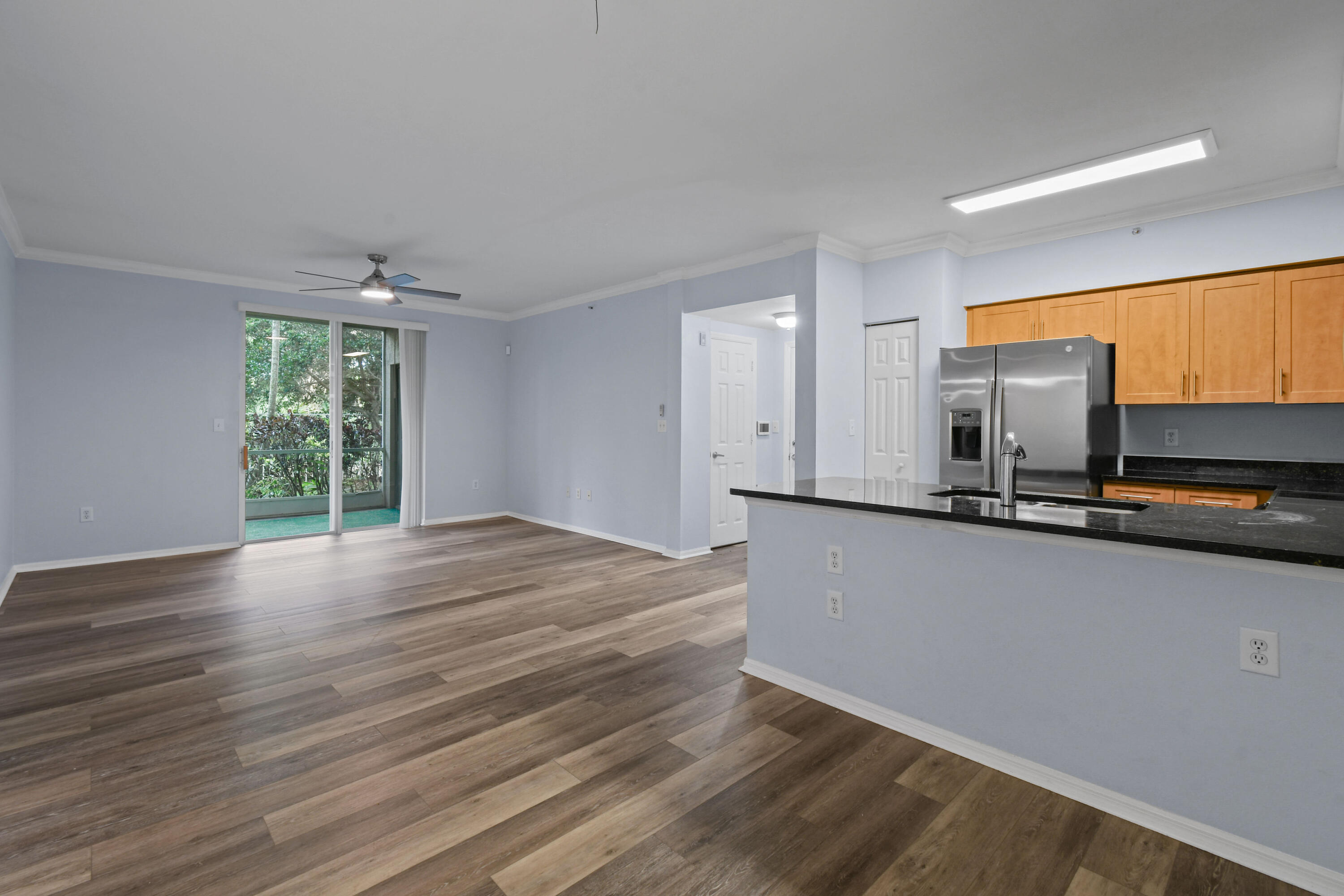 6565 Emerald Dunes Drive 108